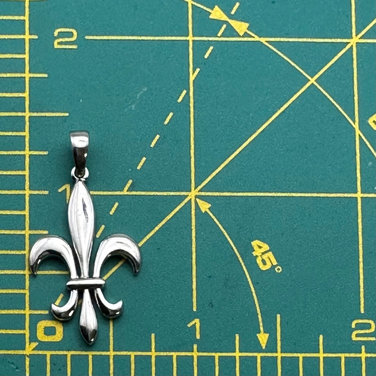 Fleur-De-Lis Pendant For Necklace Unisex Jewelry 925 Signed IW Sterling Silver