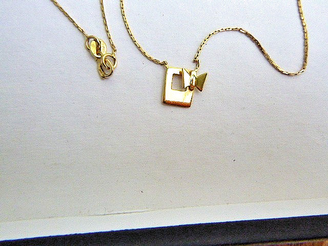 Vintage 14k yellow gold modern butterfly pendant necklace Ciani Italy 16 1/8”