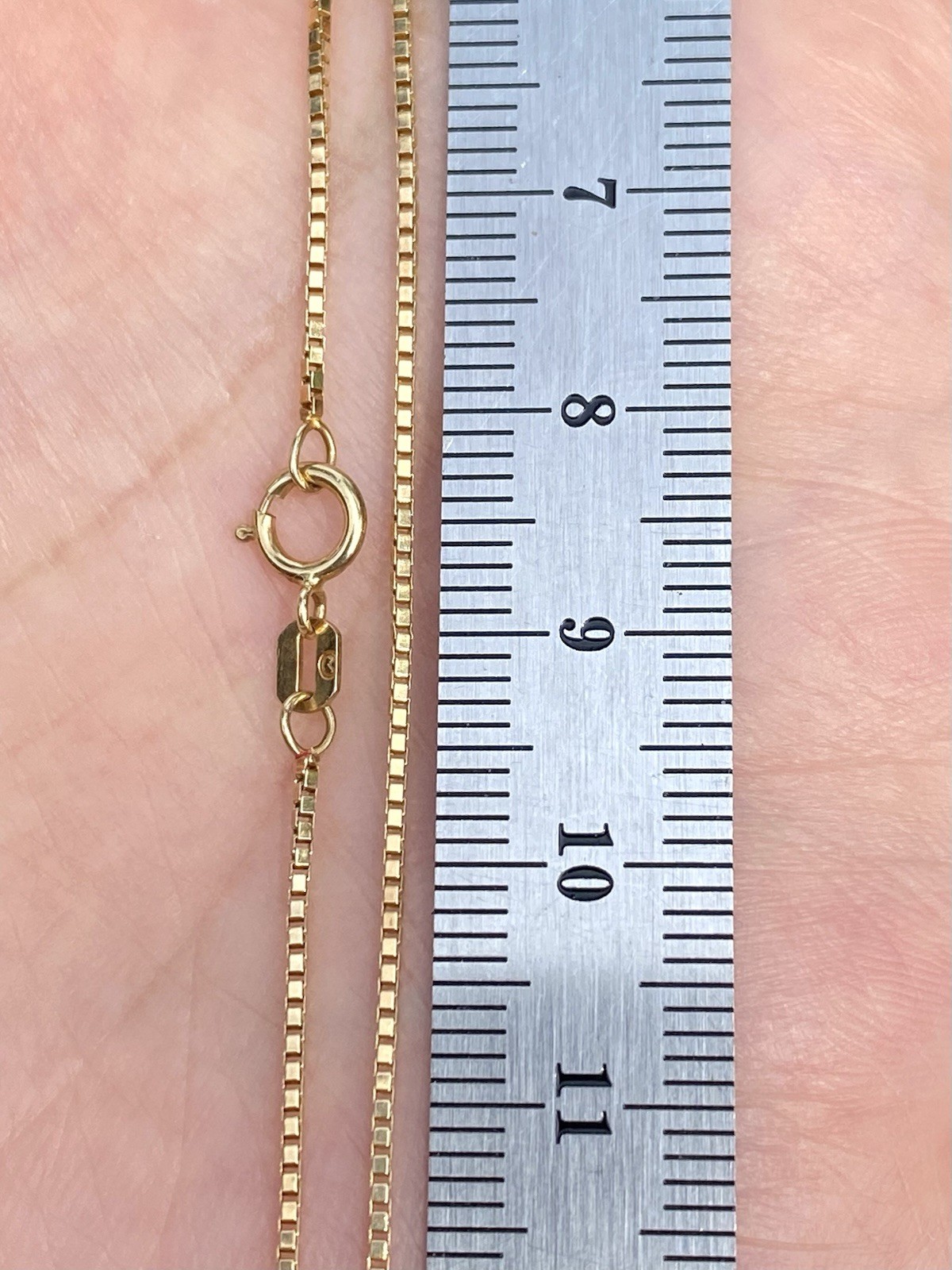 Solid 14k Yellow Gold 1.0mm Box Chain Necklace 3.01 Grams- 21 Inches