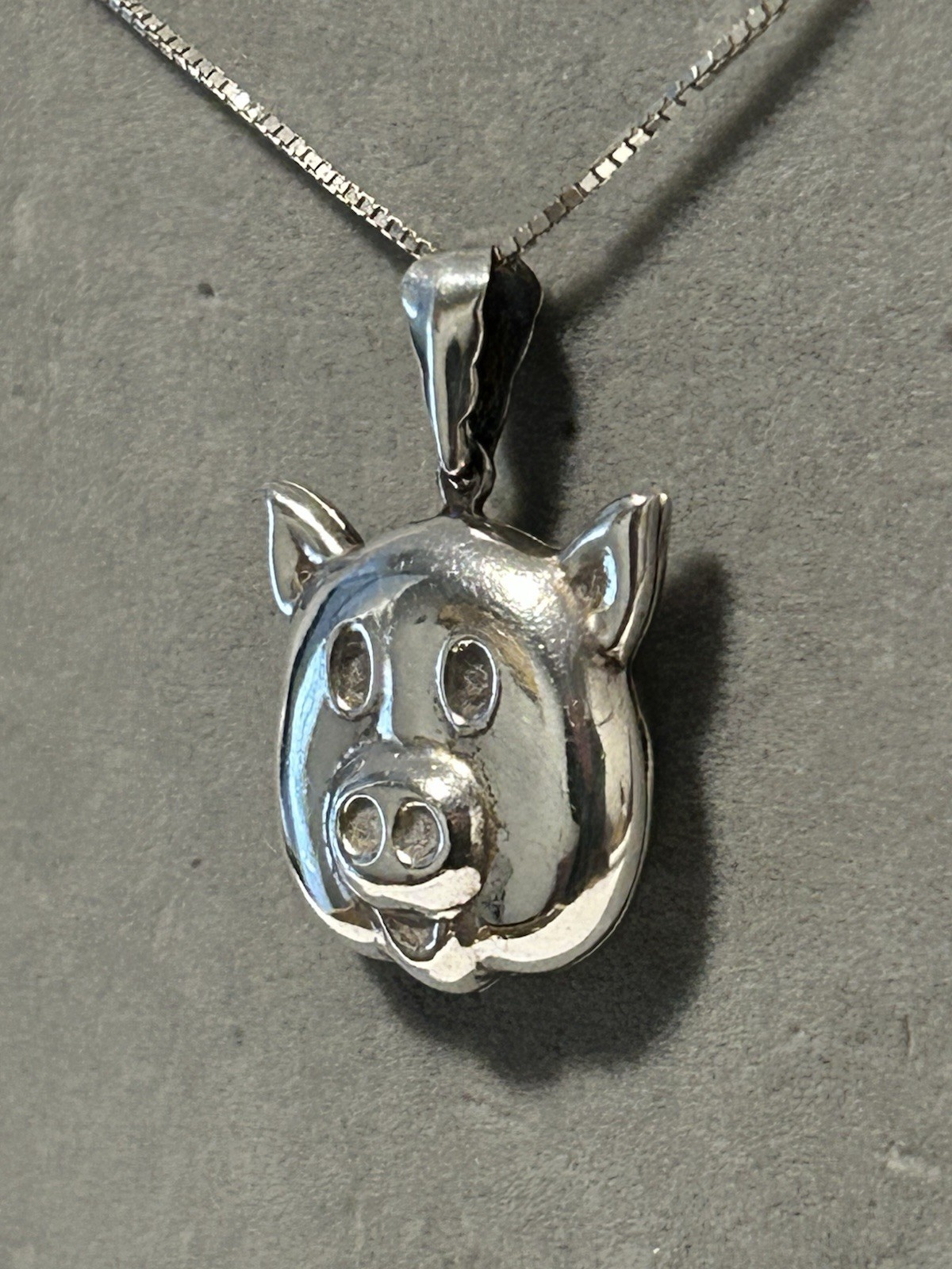 Vintage Sterling Silver Novelty 3D Piggy Photo Locket & Chain (8.85g)