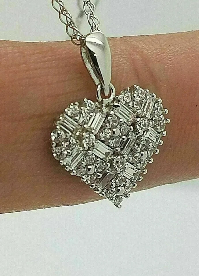 2Ct Round Cut VVS1/D Diamond Heart Pendant 14K White Gold Finish Free Chain