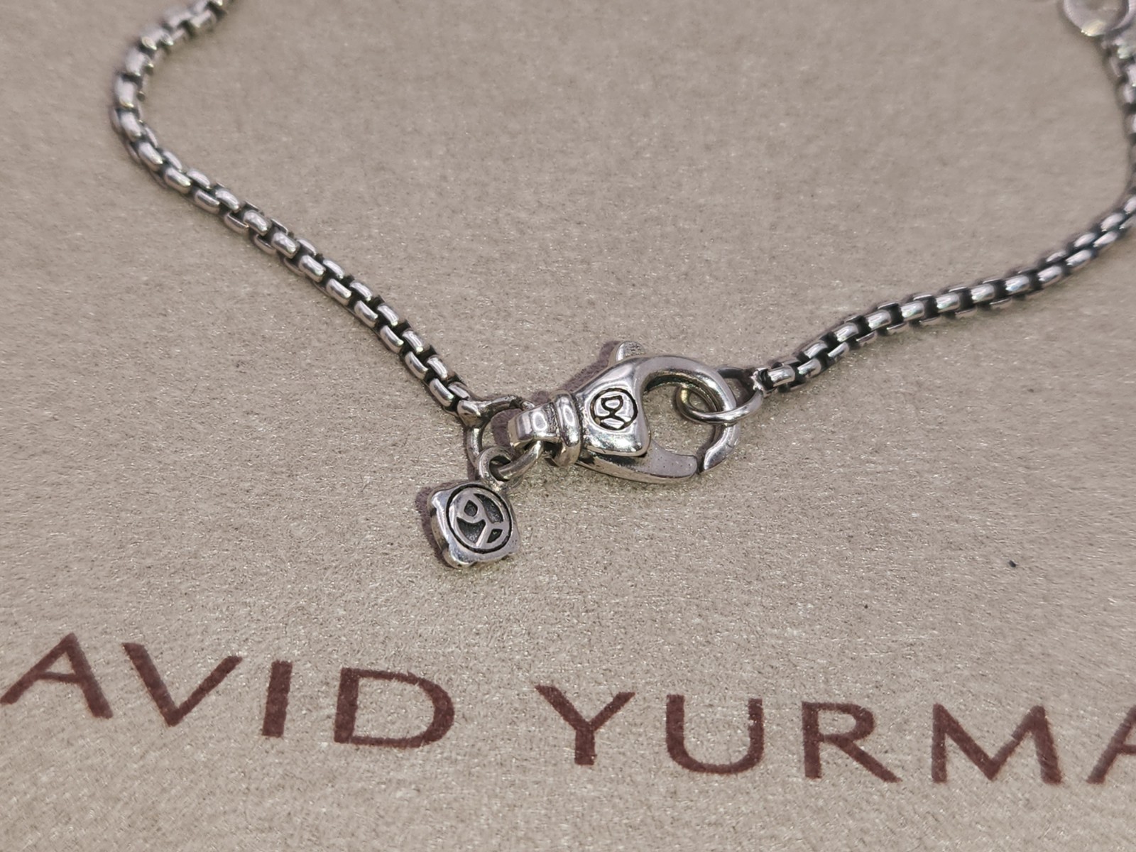 David&Yurman 925 Sterling Silver Pavé Diamond Square albion 14mm Necklace 20 mm