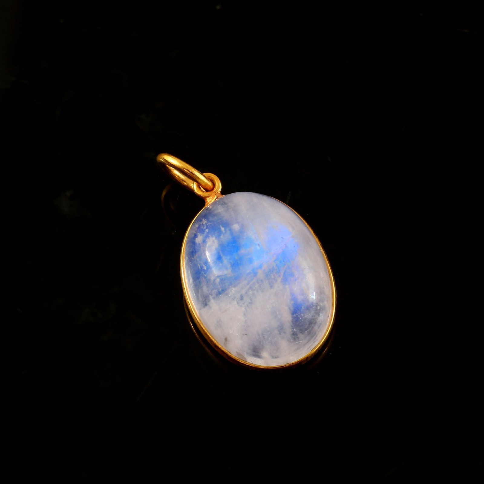 Dainty 14K Gold Rainbow Moonstone Pendant Minimalist Fine Jewelry 3116