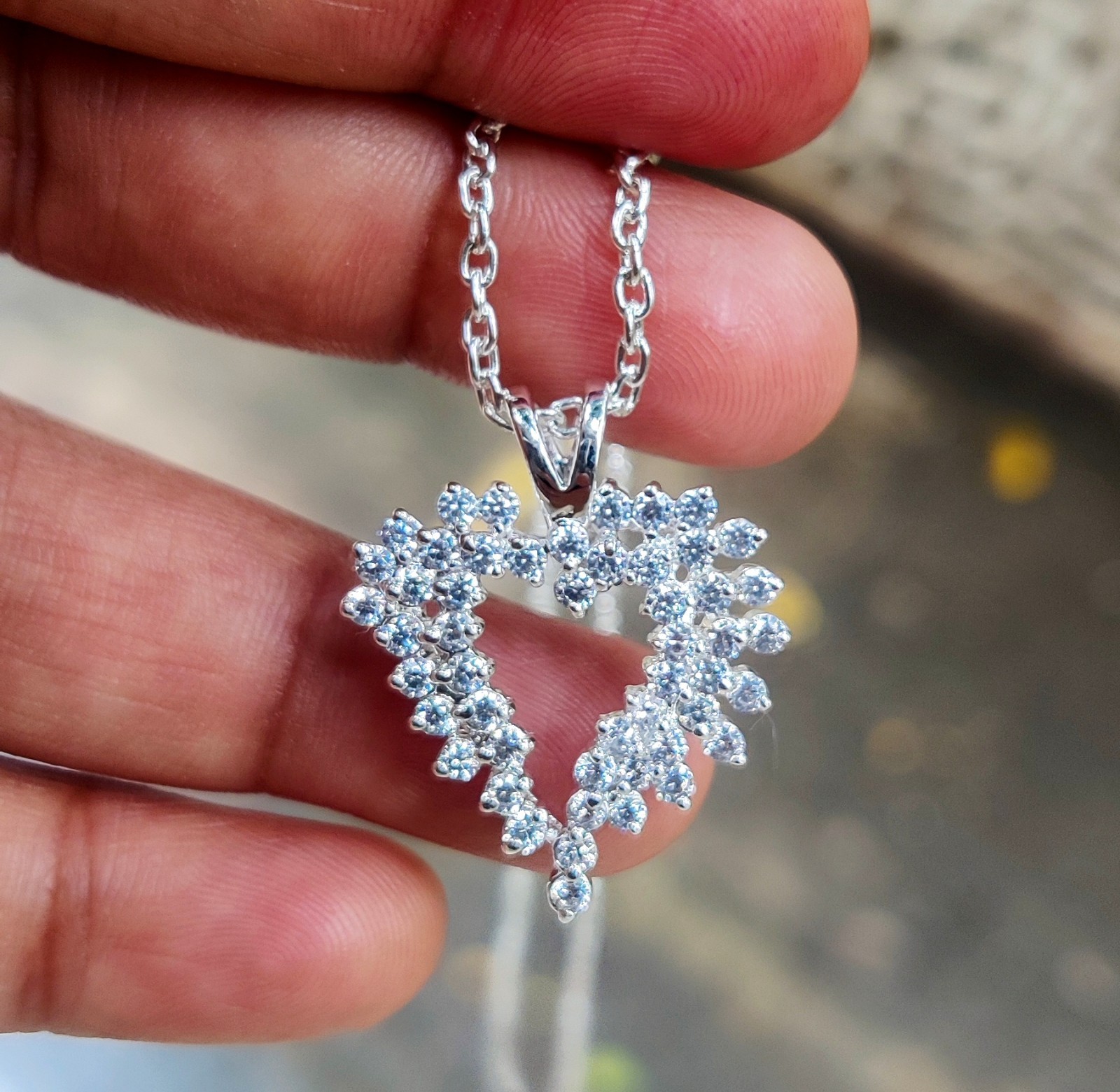 2Ct Round Cut Real Moissanite Cluster Heart Shape Pendant 14k White Gold Plated