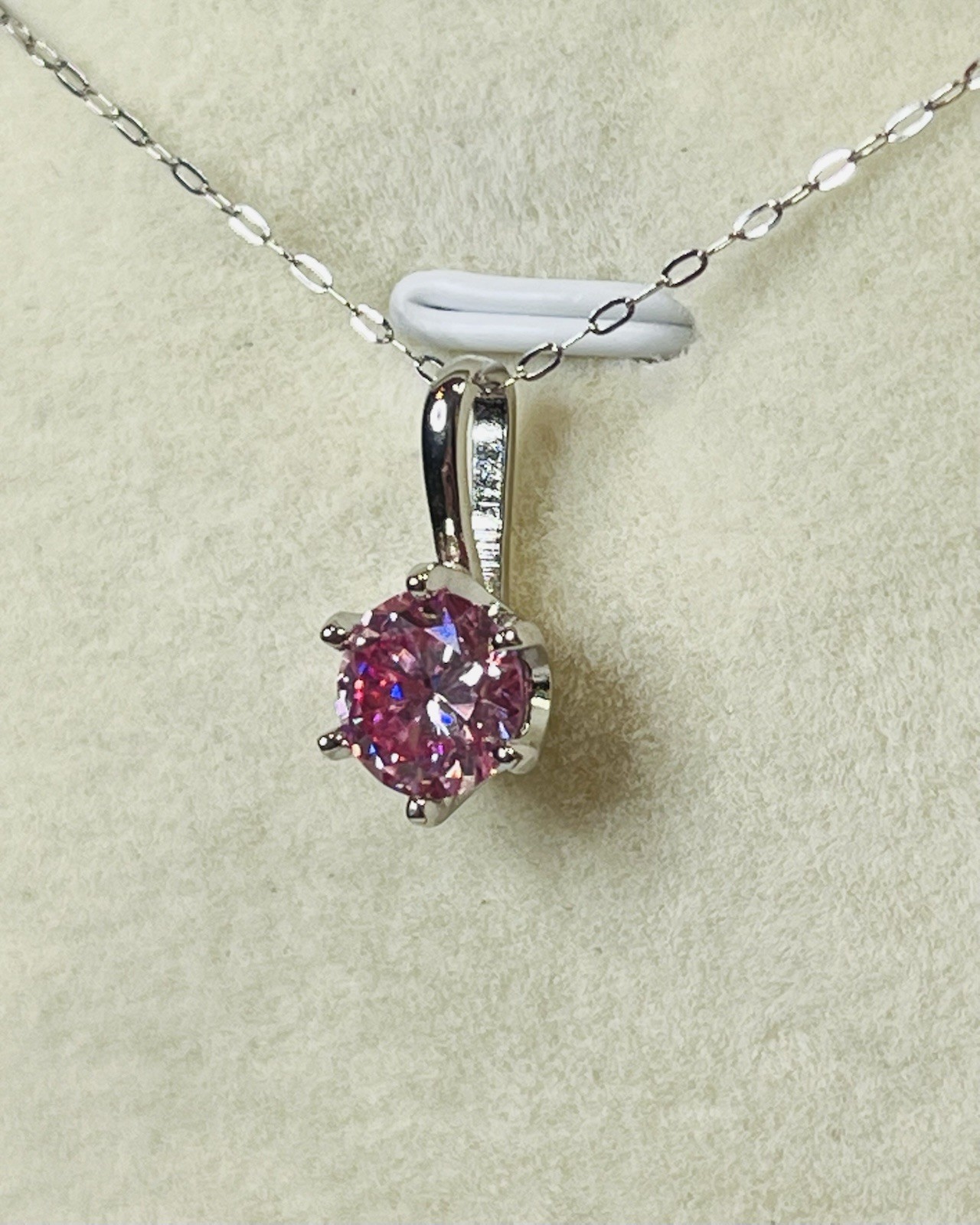925 Sterling Silver 1 CTW VVS1 Pretty Pink Moissanite Pendant Necklace
