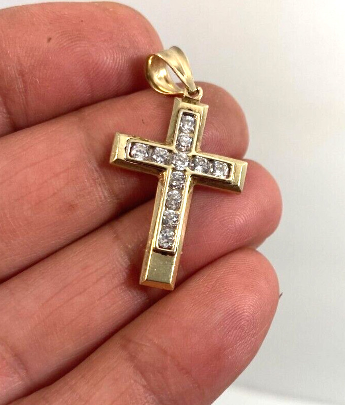 Gold Cross Solid 10Kt | 2.40 Grams | Polish Finish | 1.50 x 0.75 in