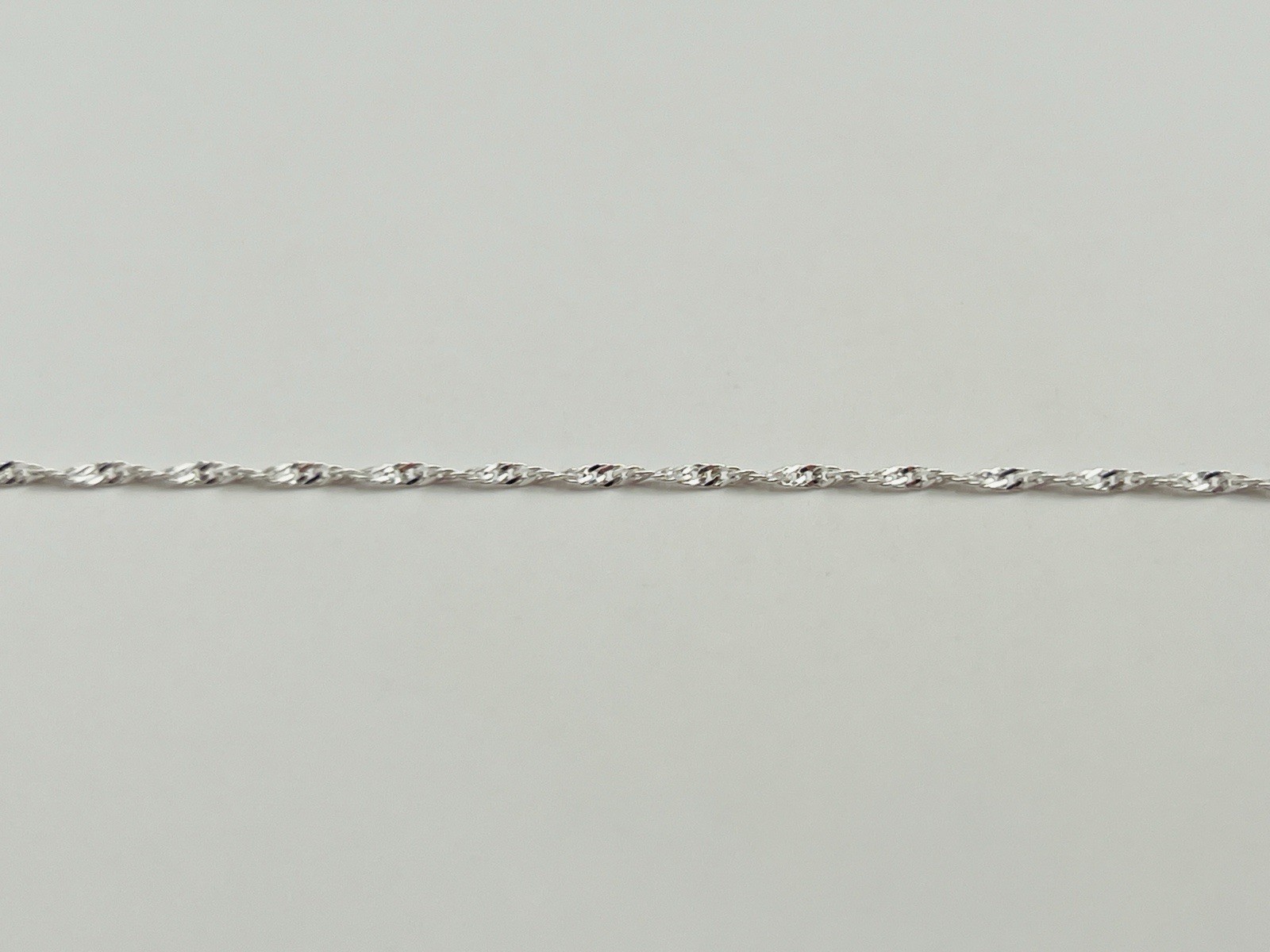 Sterling Silver 1mm Singapore Link Chain Necklace 18 Inches