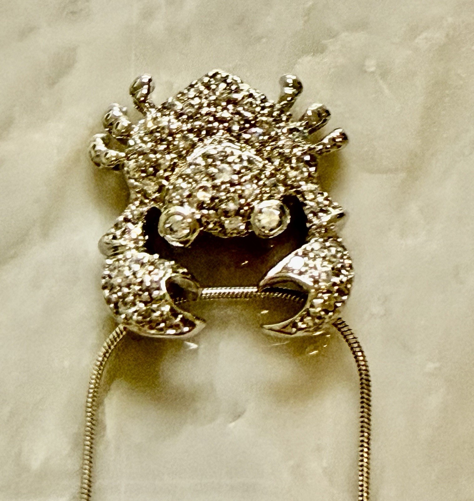 Elegant 925 Sterling Silver Crab Pave Crystal-Glass Pendant w/ 925 Chain 18-19″