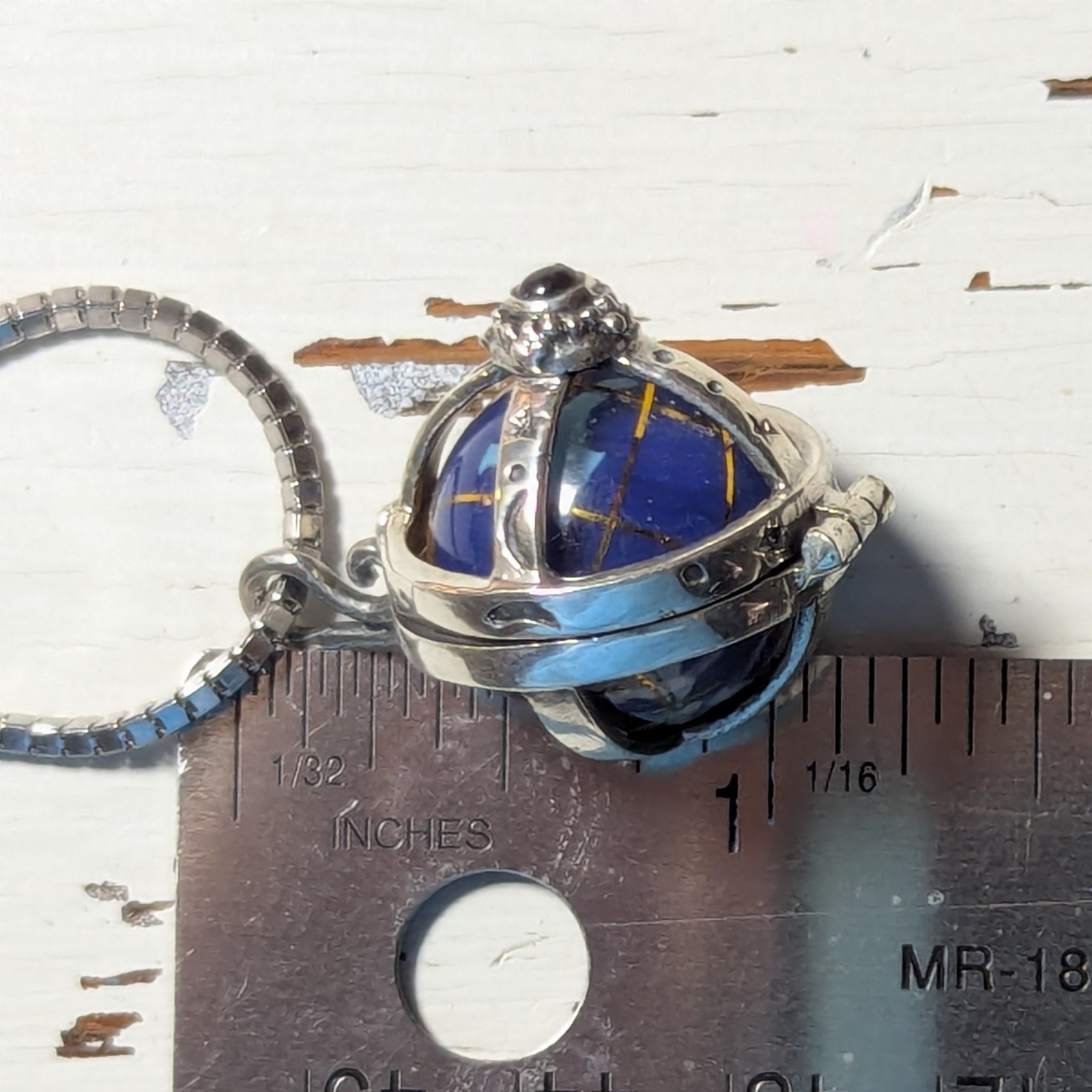 15.7g Natural Gemstone Inlayed Cage Sterling Silver Globe 18″ Box Chain Necklace