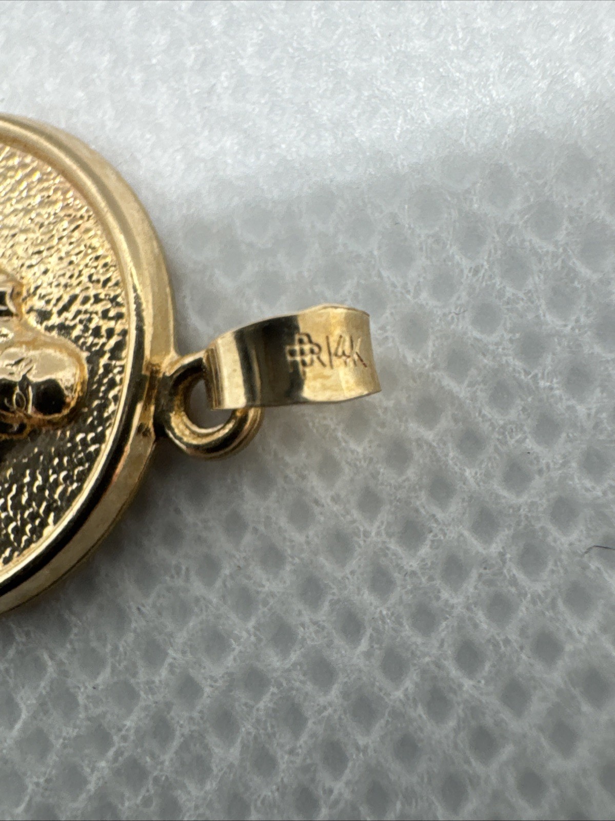 14k 585 Yellow Gold Hollow Buddha Charm Pendant Buddhism Round 16.7mm 1.22g