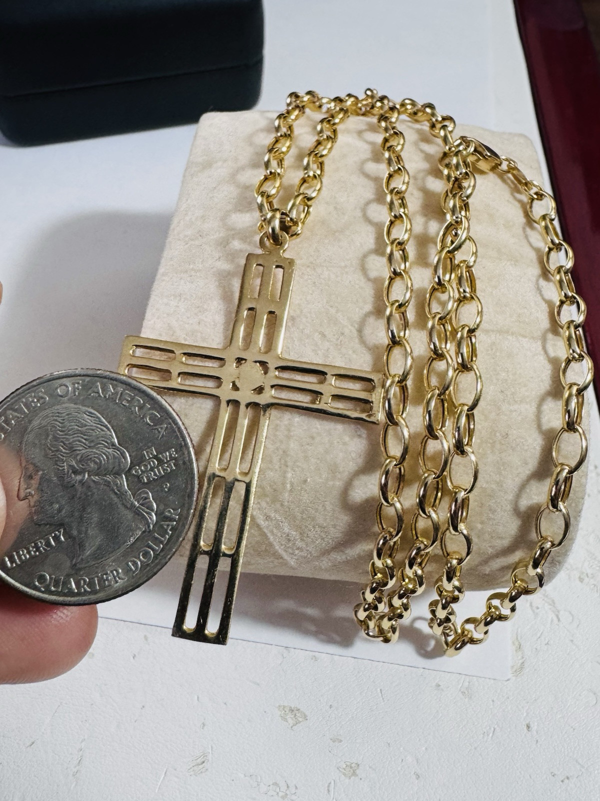 18K 750 Fine Yellow Gold Set Cross Necklace 19.5/20” Long 6.5g 3.8mm WOMENS