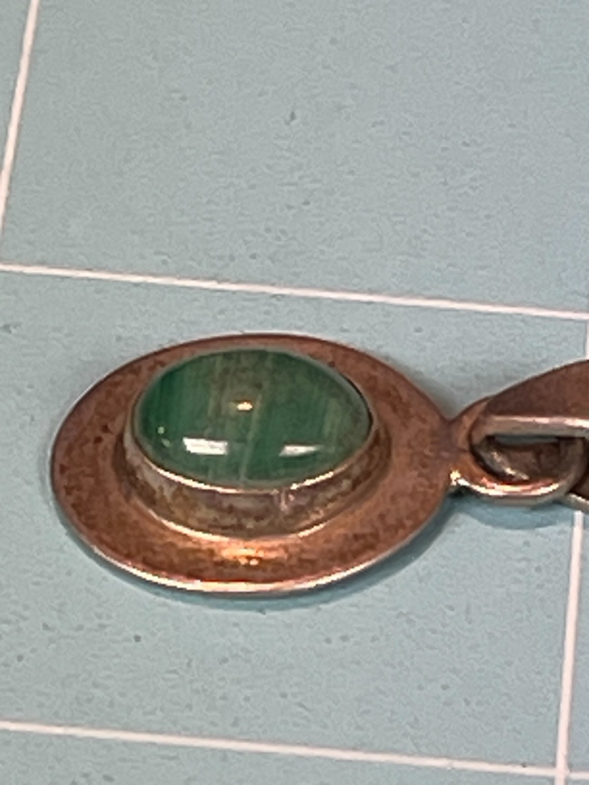 925 Sterling Silver Pendant w/ Unknown Green Stone