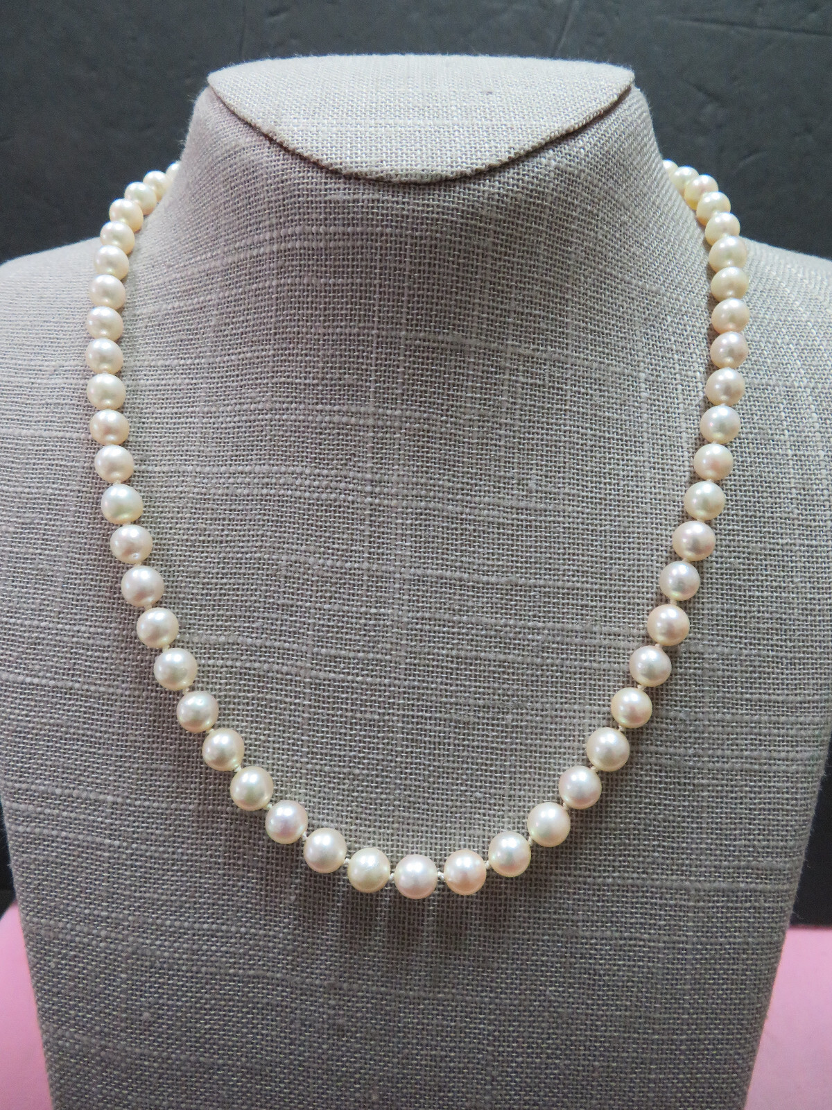18.5″ Salt Water 6.7mm Pearl Necklace with 14k Yellow Gold Fishhook Clasp 25.95G