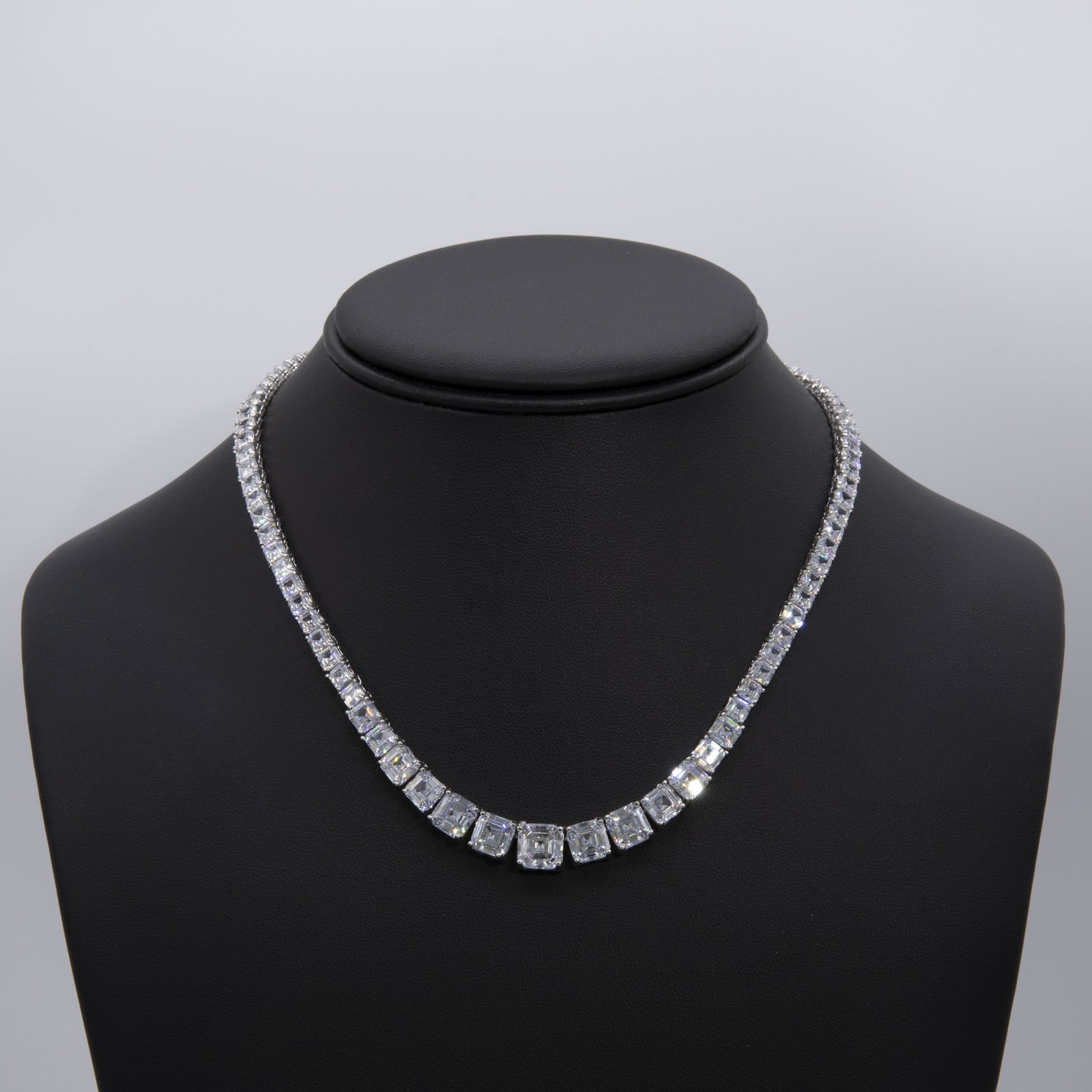 Graduated Princess-Cut Tennis Chain Necklace Sterling Silver 925