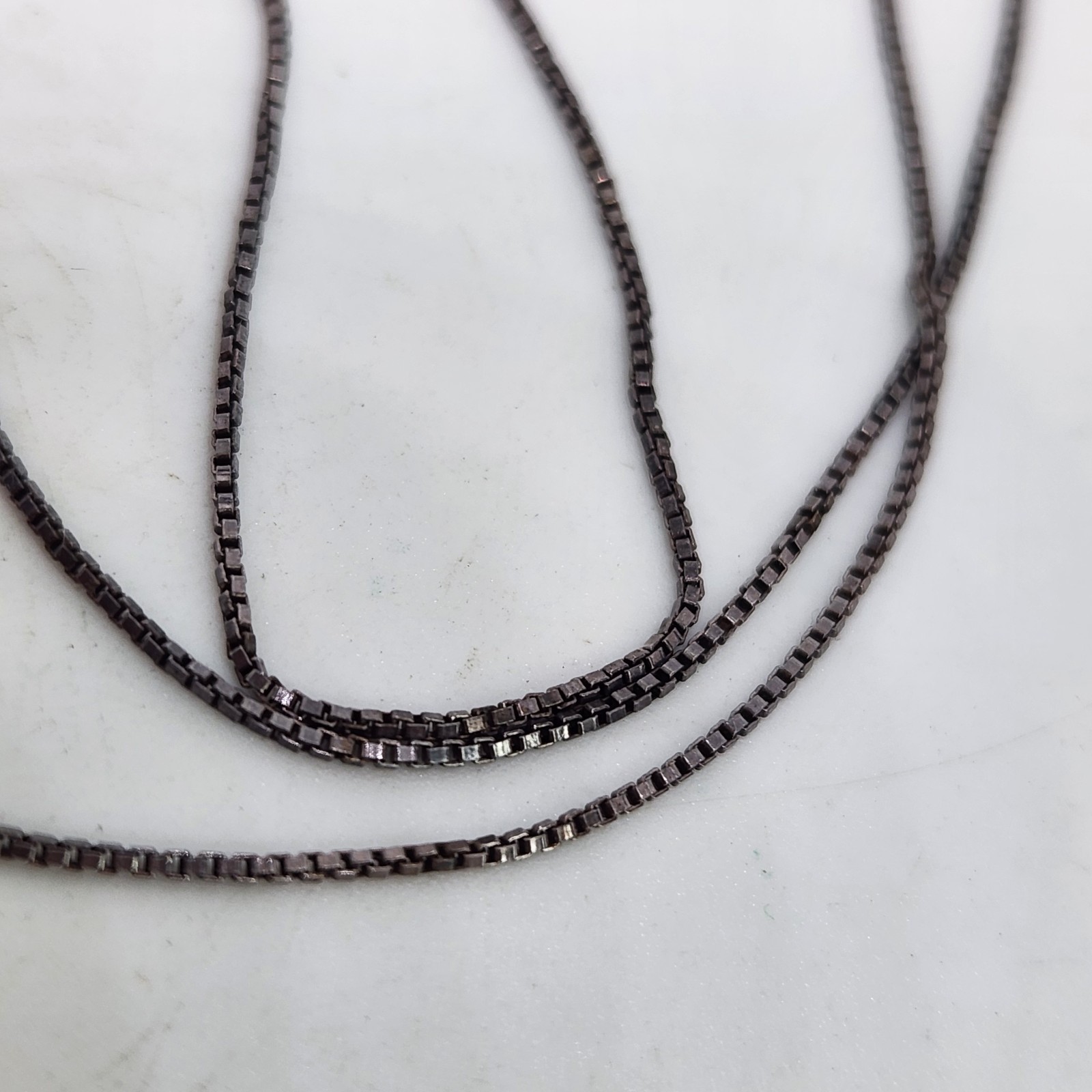 Vintage 925 Italy Sterling Silver Dainty Thin Box Chain Necklace 18″