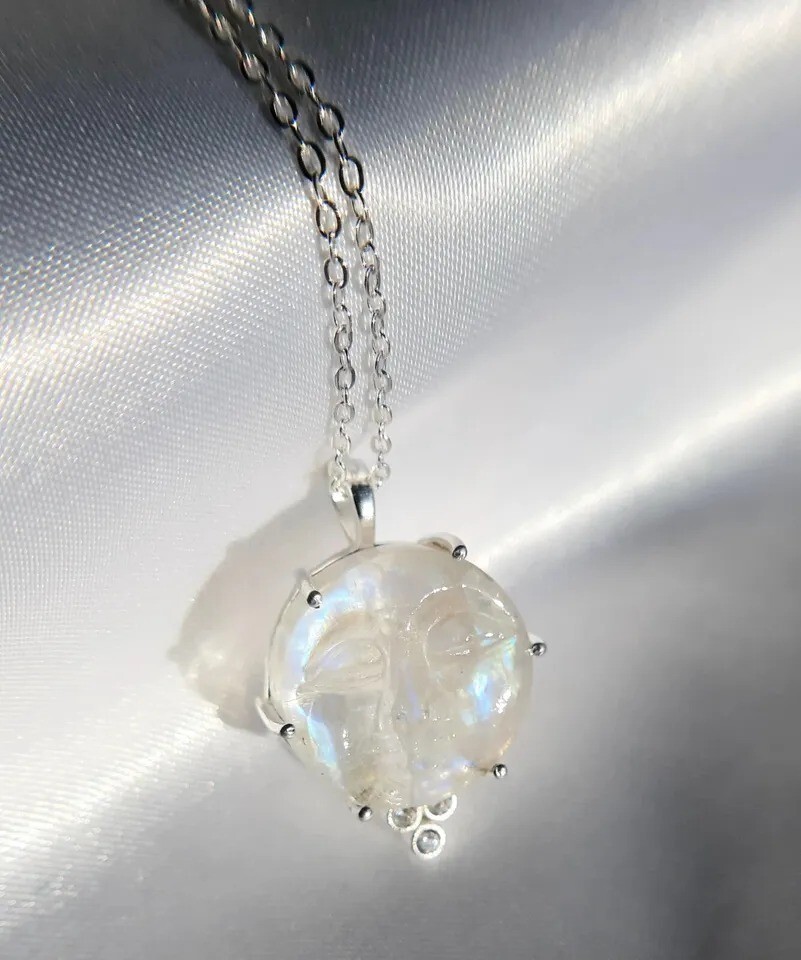 Man In The Moon Moonstone Necklace 925 Sterling Silver Gemstone Handmade Jewelry
