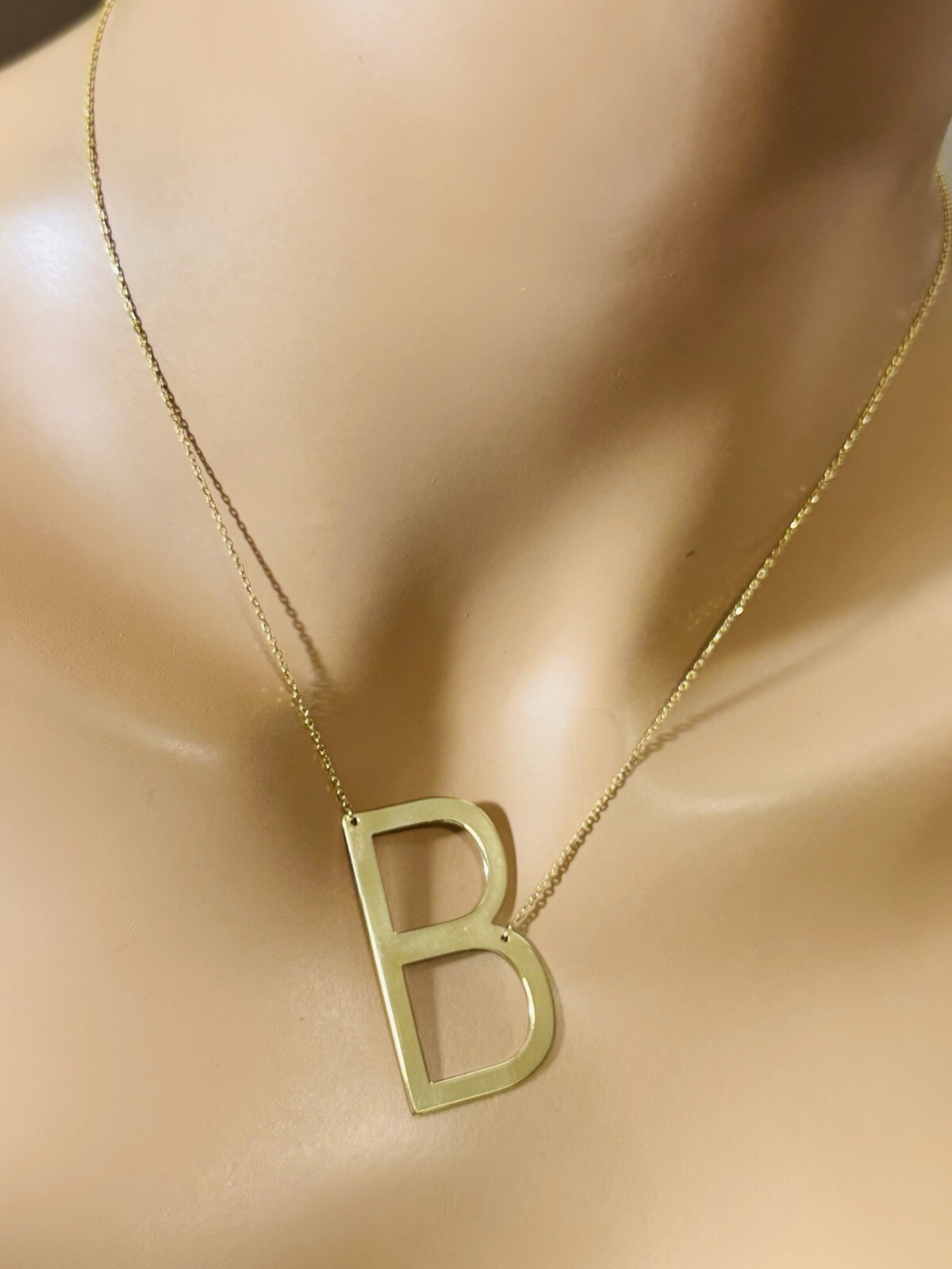 18K 750 Fine Gold Letter B initial Necklace 16.5/17.5” Long 1mm 4.8g WOMENS