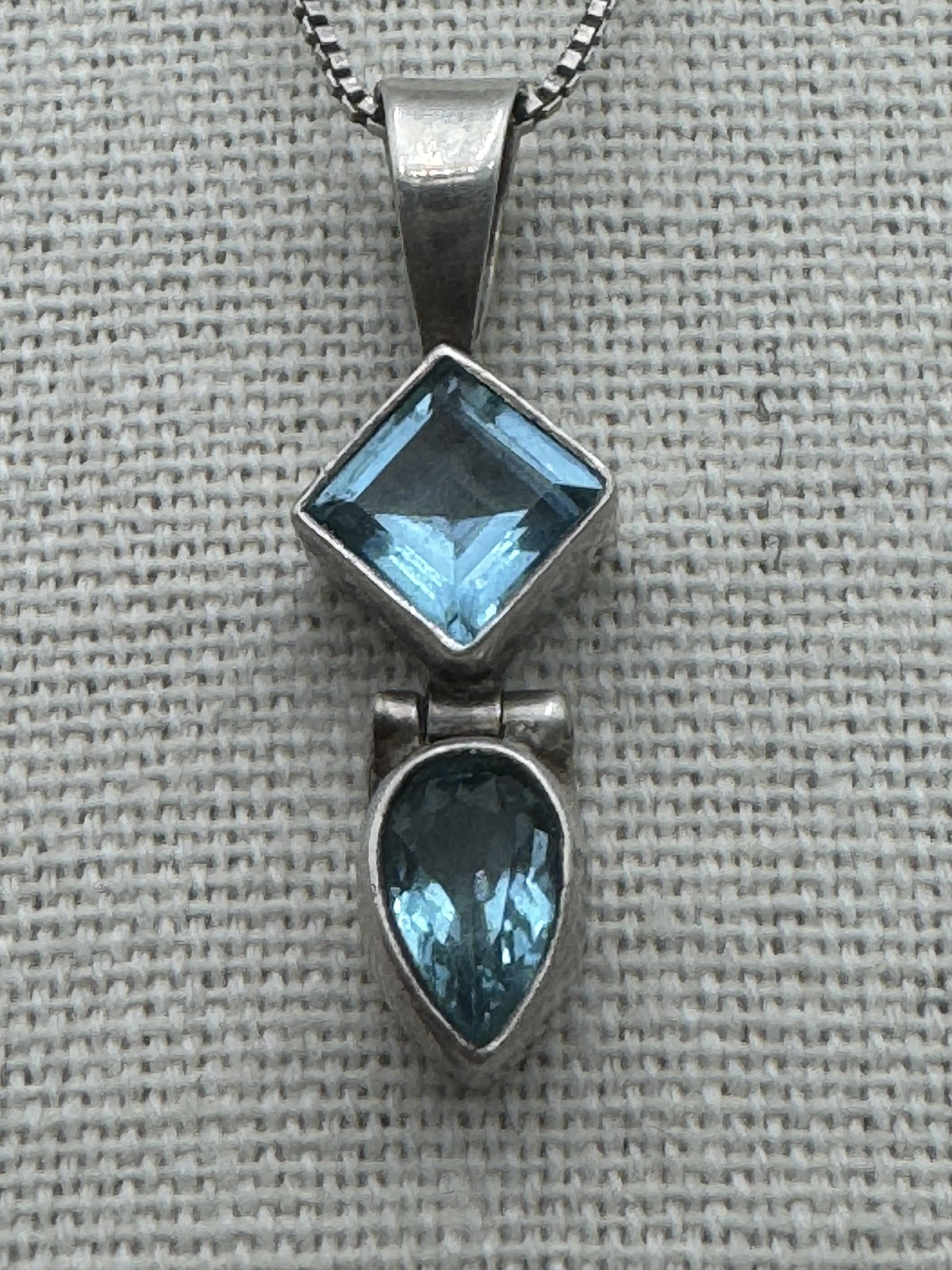 Sterling Silver 925 Blue Stone Teardrop Pendant Necklace Box Chain Italy Womens