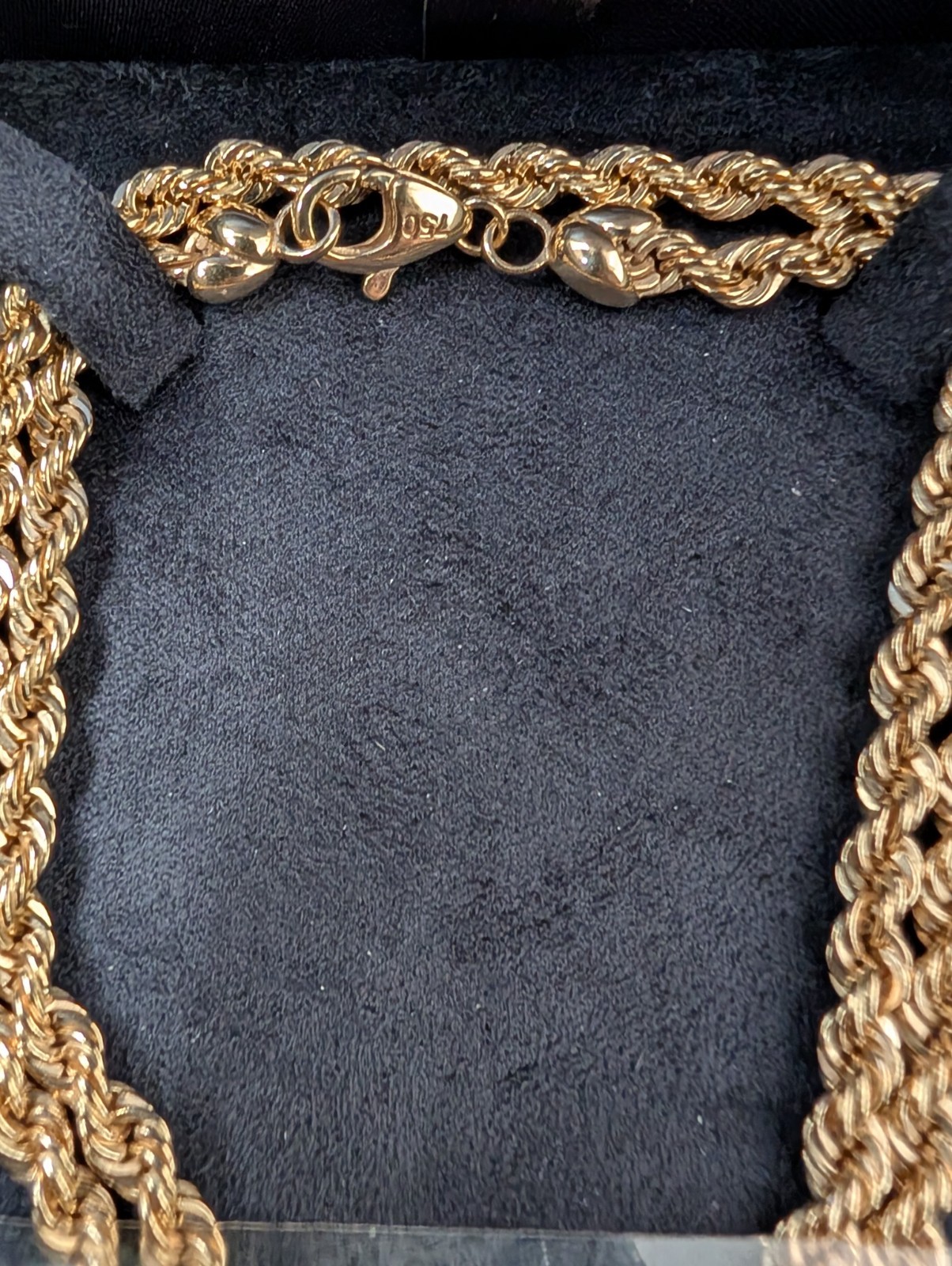 18K Yellow Gold Rope Chain Necklace marked 750! 17.717 inch Lobster Clasp