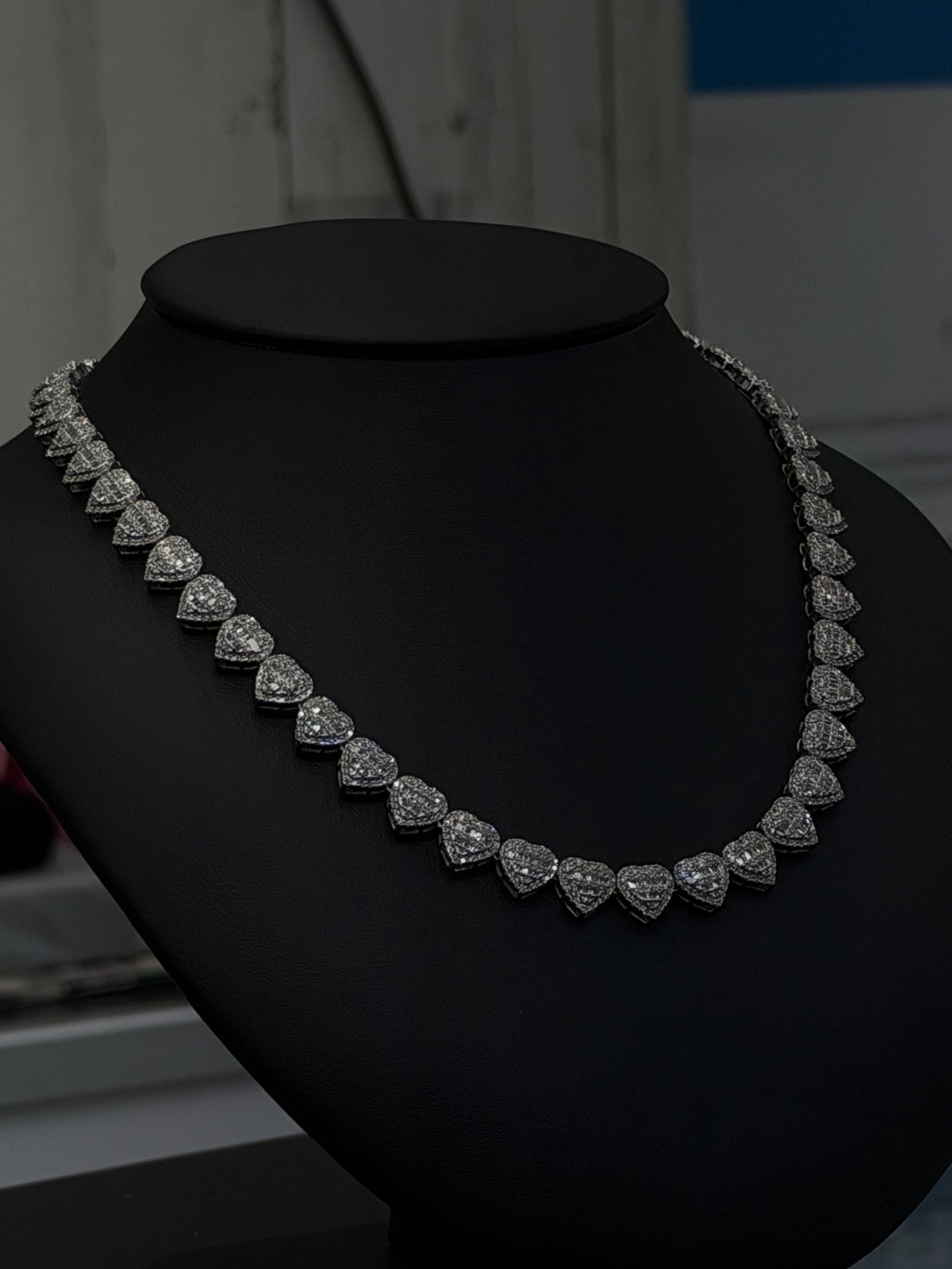 10k White Gold 6.18ct Natural Diamond Heart Necklace 17in Chain