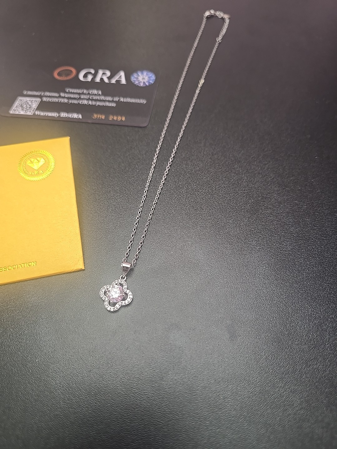 GRA 925 Sterling Silver 1ct D Color Moissanite Clover Pendant Necklace