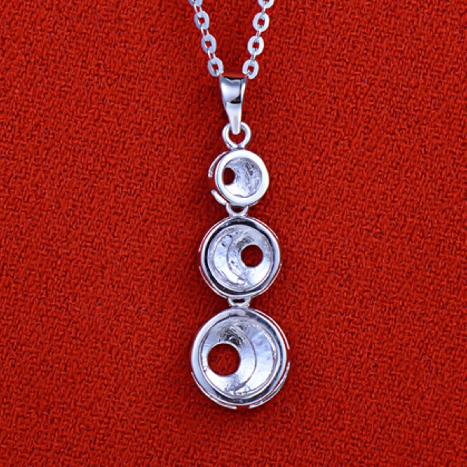 Pure Platinum 950 Men Women Gift Lucky Carved Moon Three Circle Pendant 2.5-2.7g