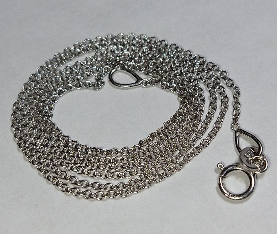 Solid 18k white gold dainty 0.65mm chain necklace 1.24 grams – 16″