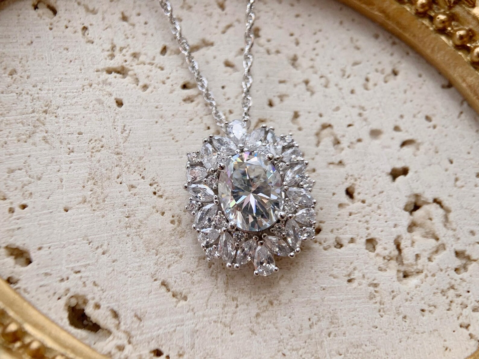 4ct D Color Oval Moissanite Necklace 925 Sterling Silver Floral Gift Pendant
