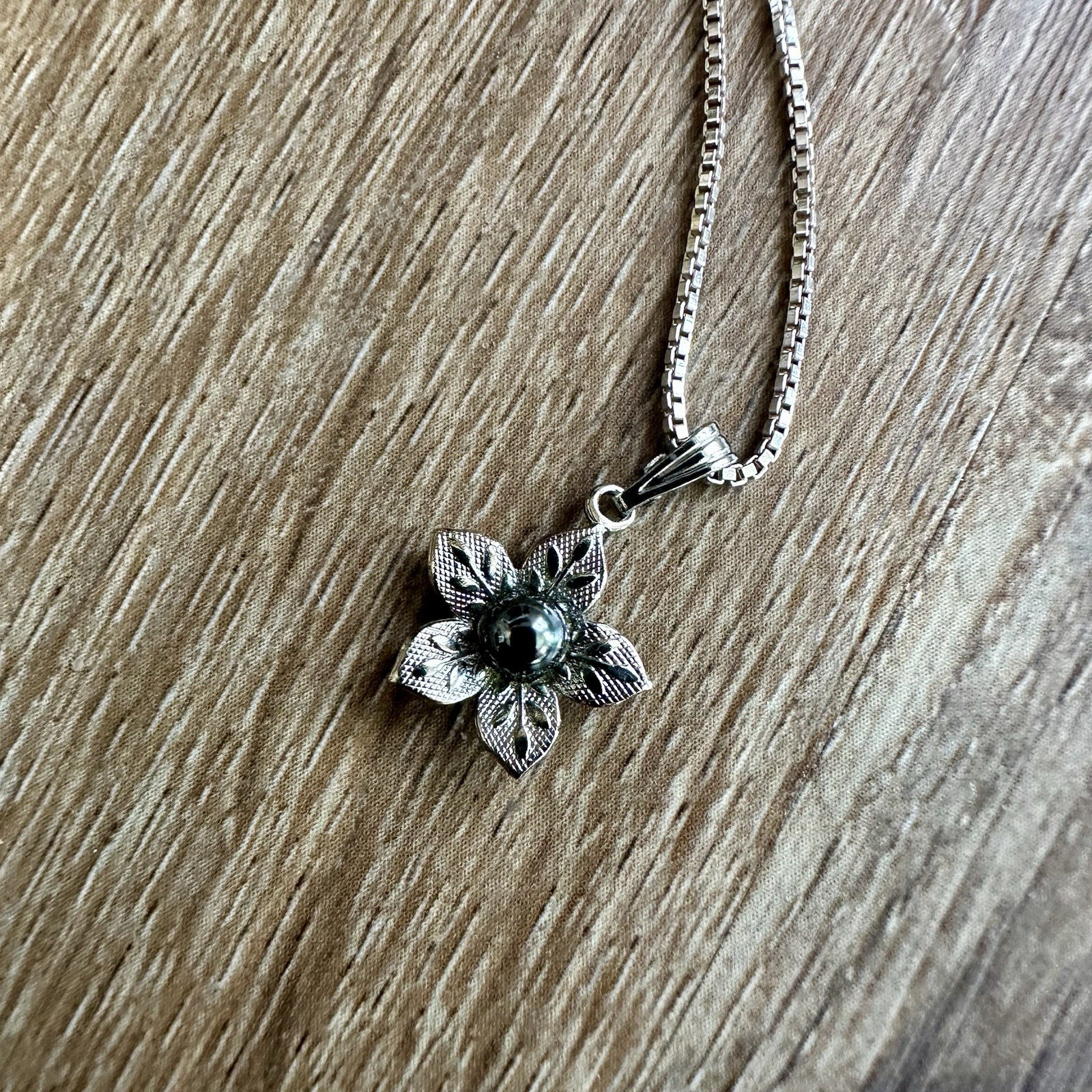 Sterling Silver Box Link Chain Necklace AGI Italy with Flower Pendant