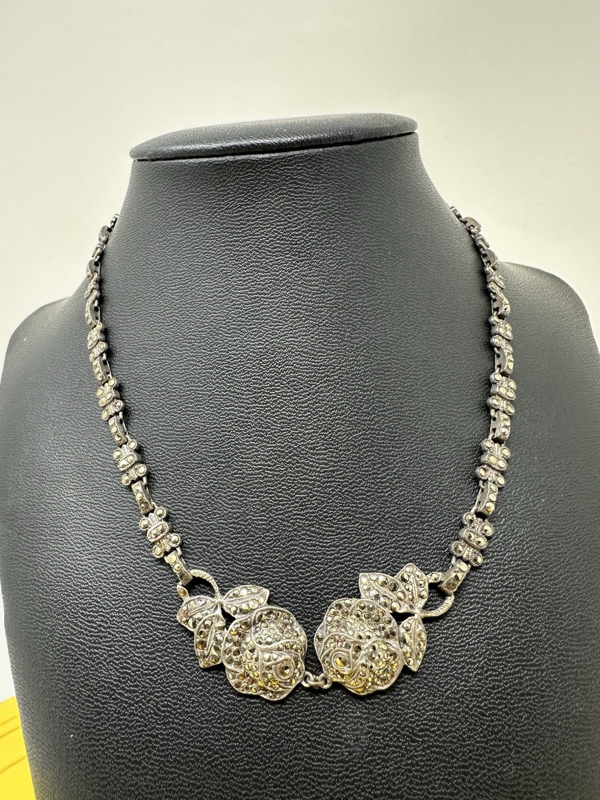 Sterling Silver Marcasite 2 Rose Pendant Choker Necklace Elegant Chic 33g 16 In