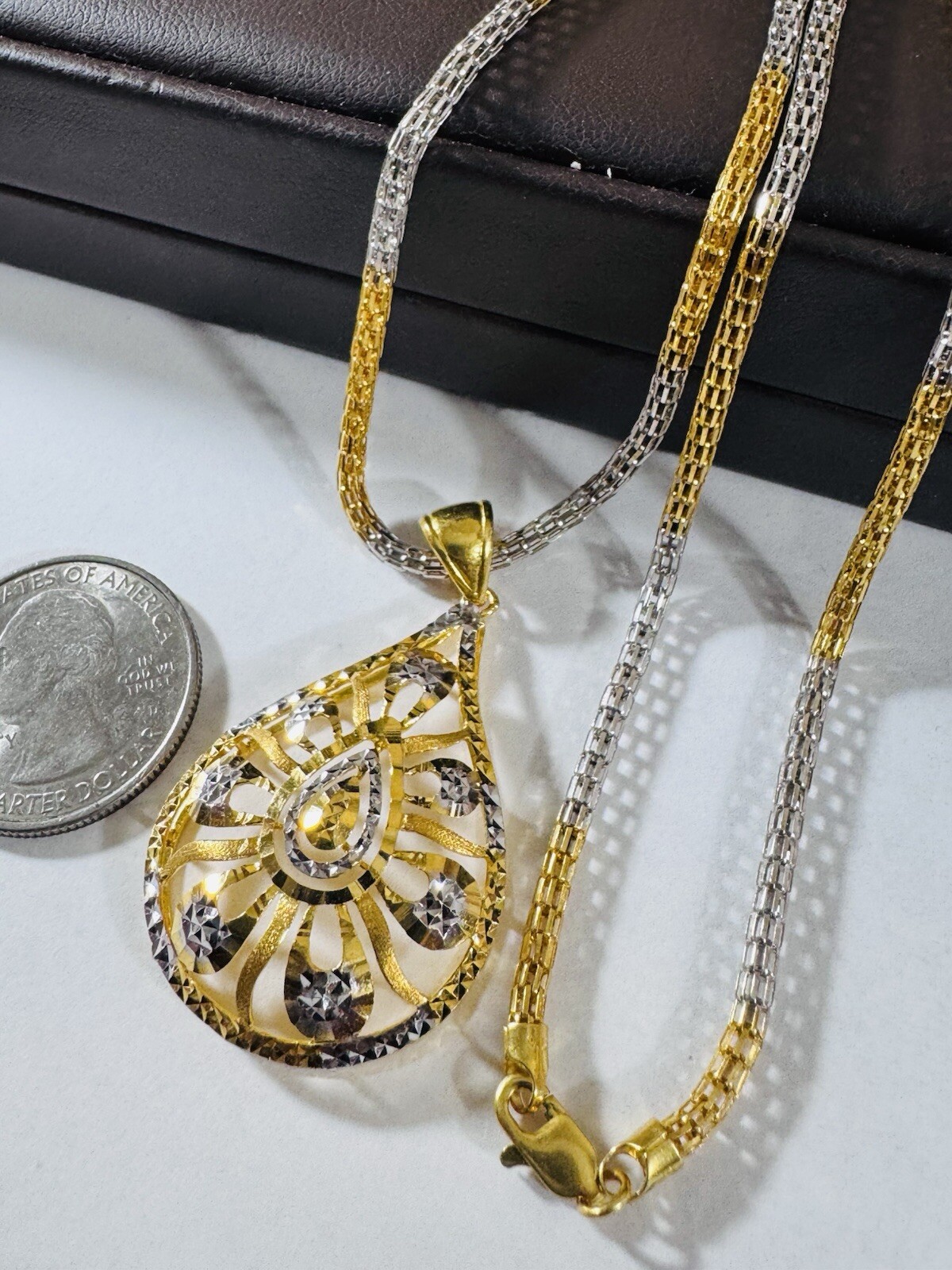 22K 916 Real Gold 21.5”/22” long Teardrop Necklace 16.8g 3.mm Womens