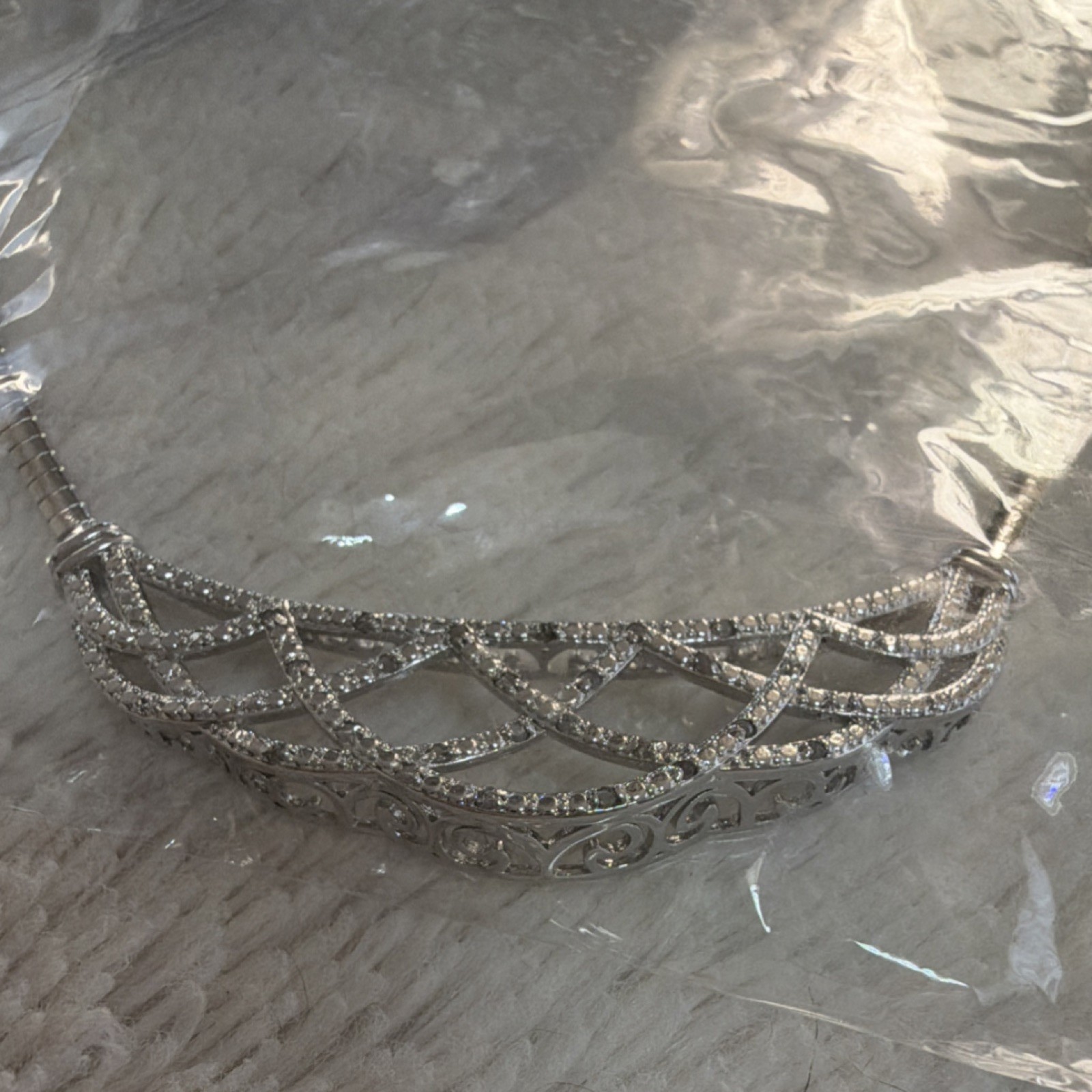 Platinum Plated Diamond Necklace 18″ 24 Natural Round Diamonds J-K I2-I3 0.25ctw