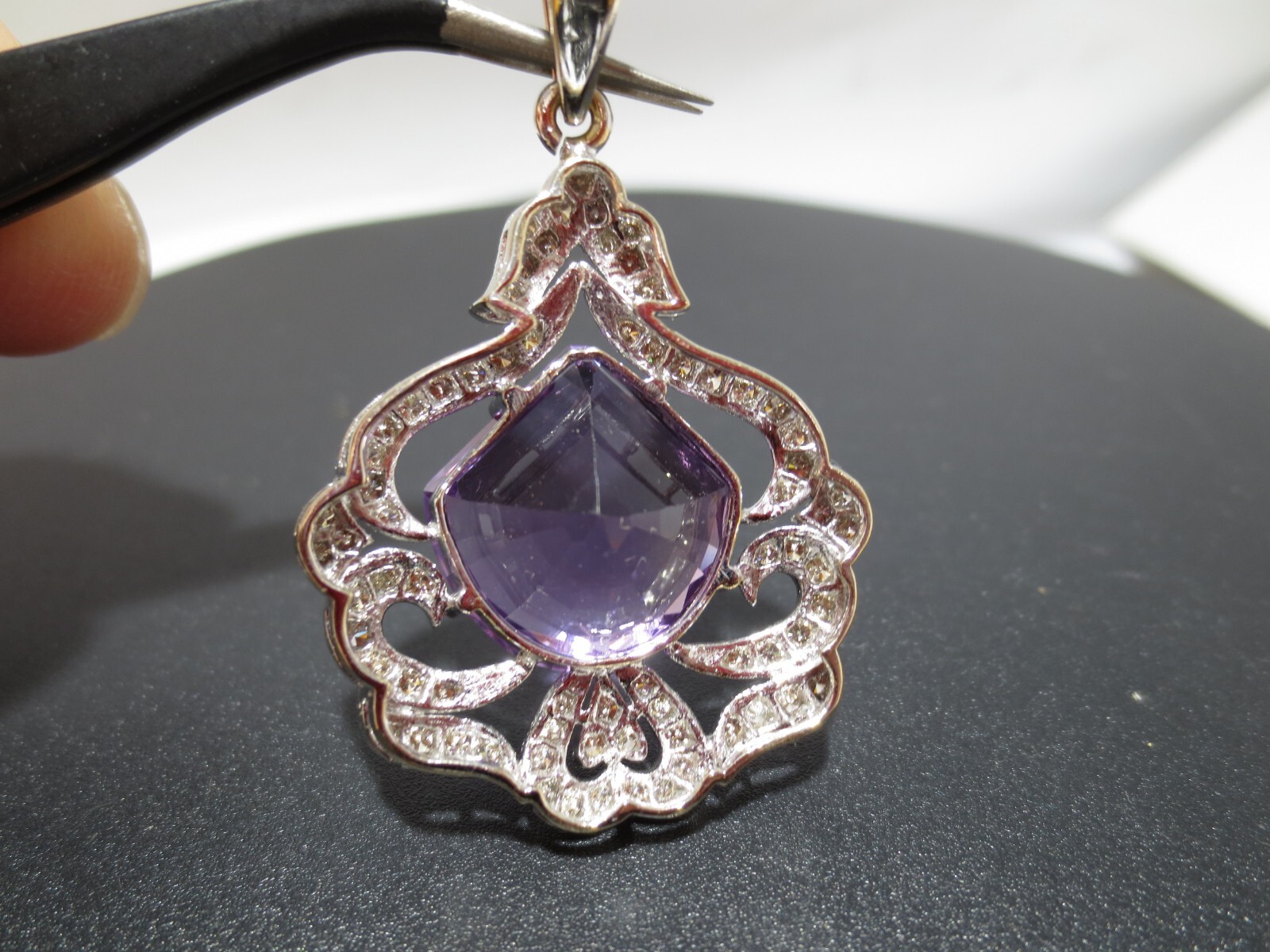 ESTATE 14K WG NATURAL AMETHYST & DIAMOND PENDANT 10.64 grams (A18582-1)