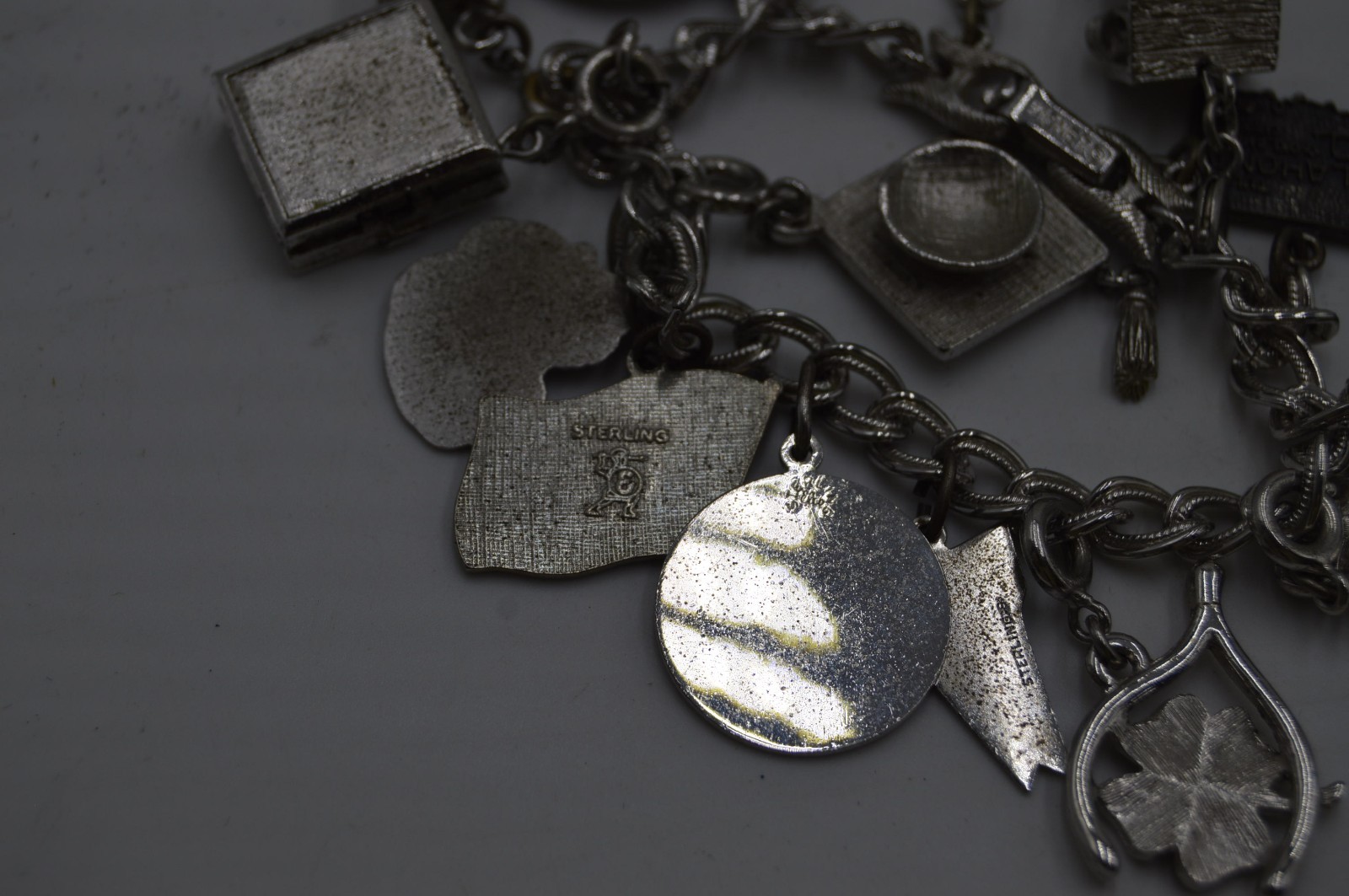 Monet Charm Bracelet W/ 6 Sterling Silver Charms,States,Flag,Santa,7.5″,R14