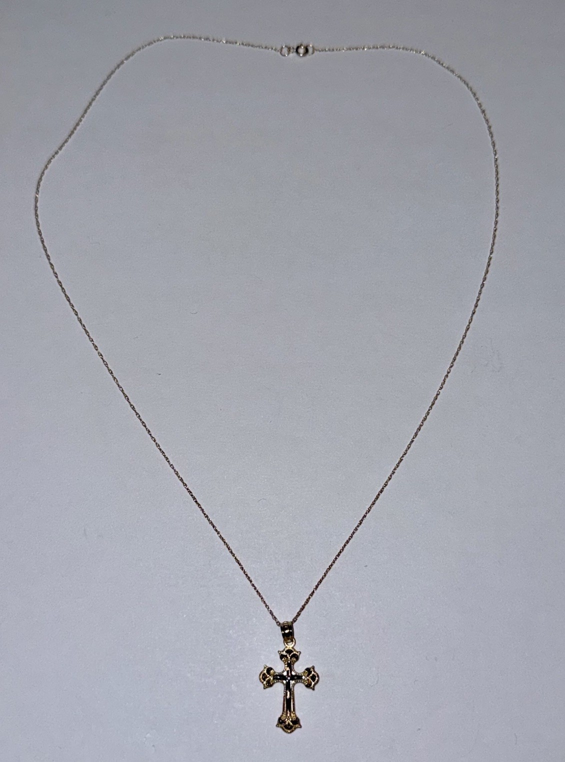 ESTATE Solid 10K Gold Fancy Cross Pendant Chain Necklace 18”