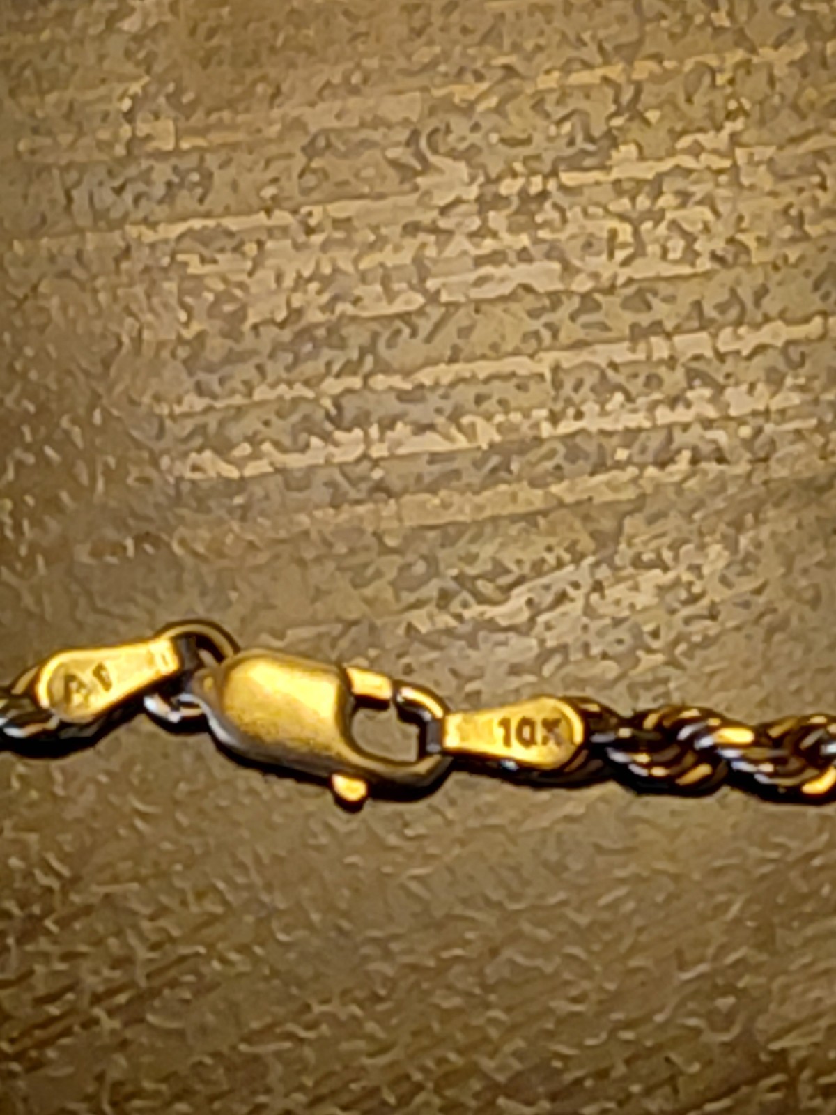BEAUTIFUL 10K YELLOW GOLD 24″ SOLID 3 mm ROPE CHAIN 17 GRAMS
