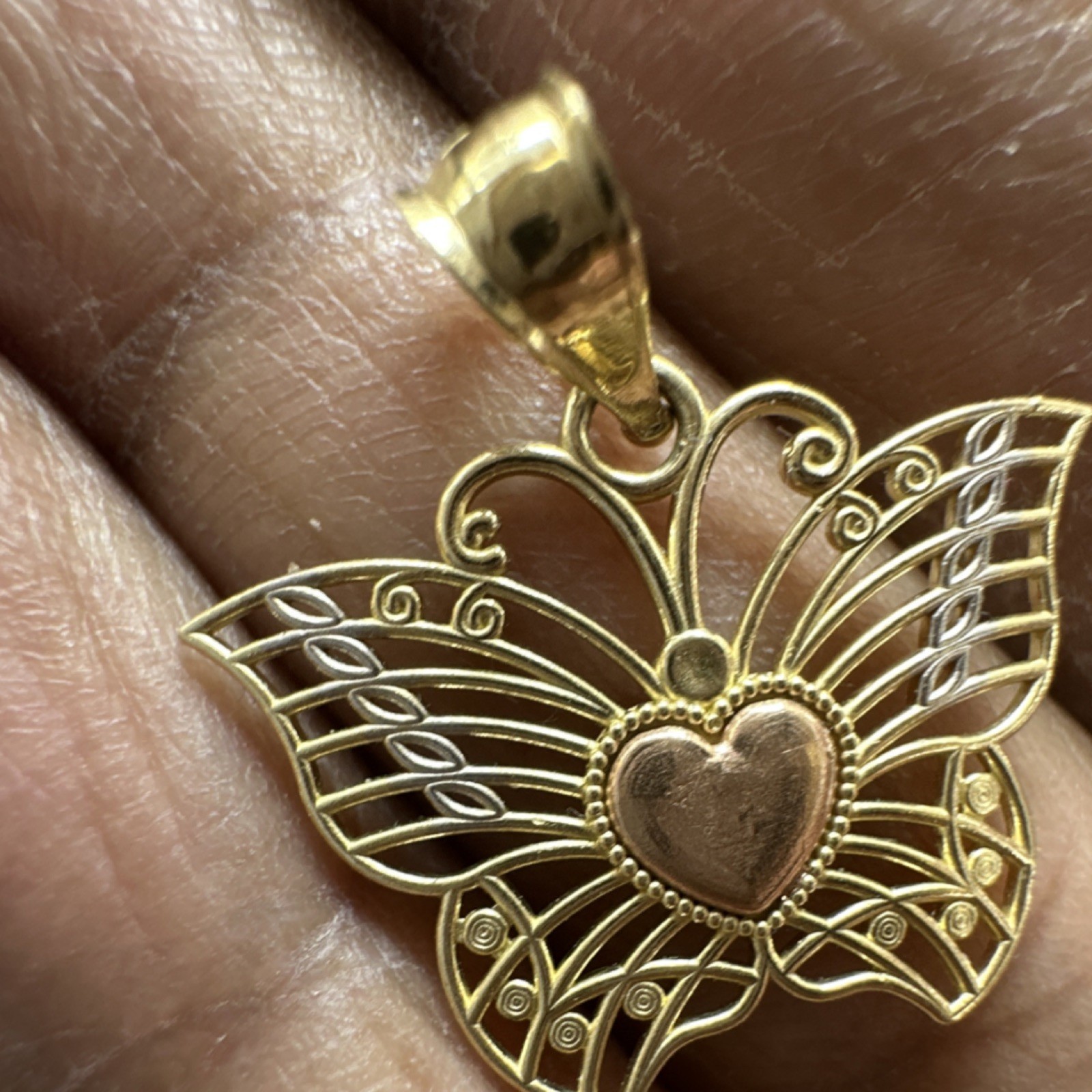 Yellow Gold 14k Butterfly Heart Pendant No Stone Gold Animals Insects Love Theme