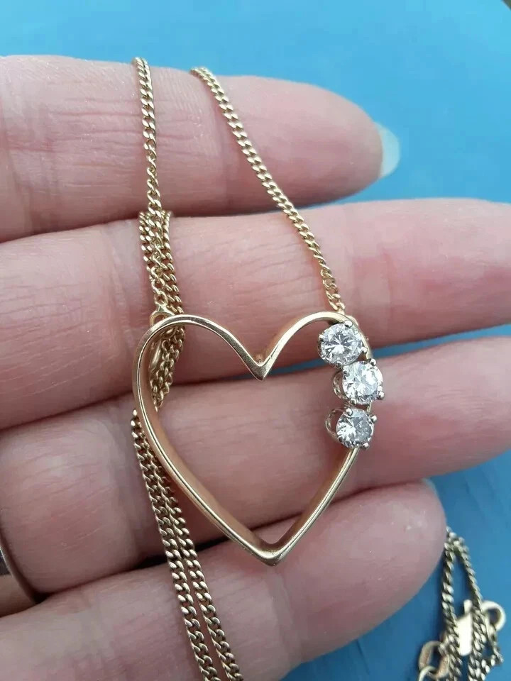 0.20Ct Round Cut Diamond Women’s Heart Pendant Free Chain 14K Yellow Gold Finish