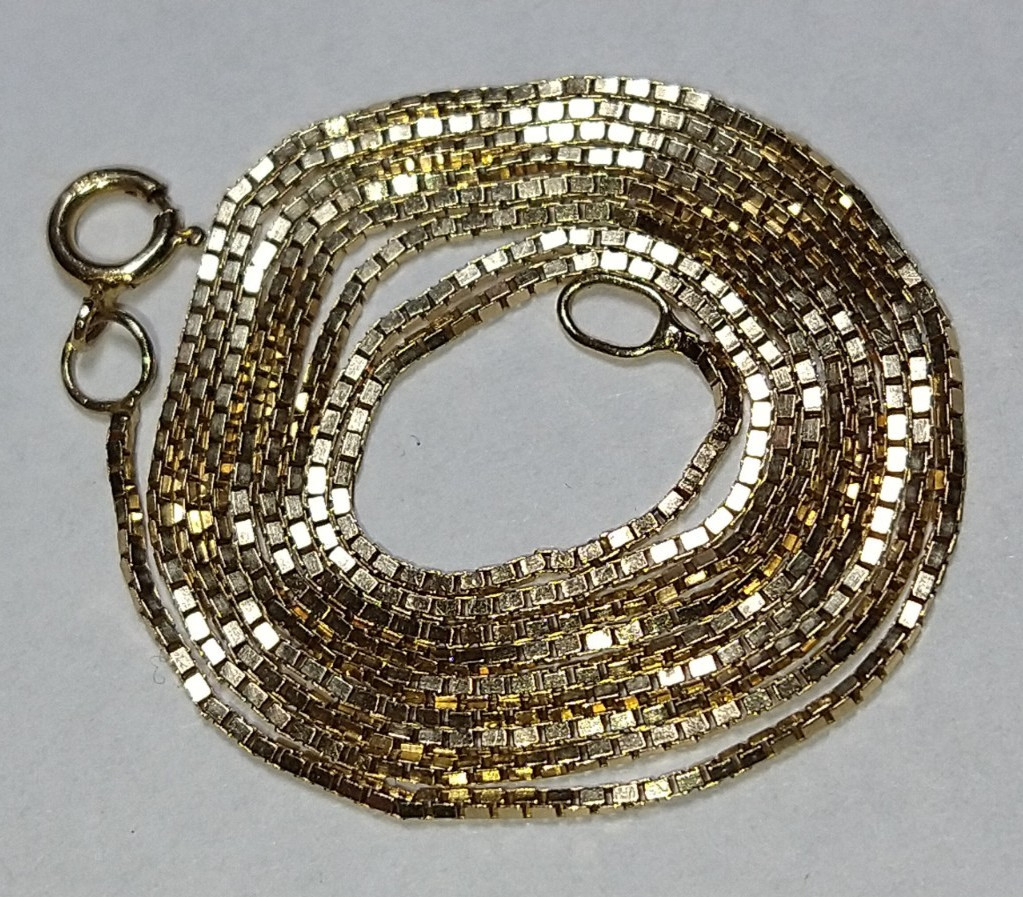 Solid 14k gold 0.75mm box chain necklace 2.0 grams – 20″ READ