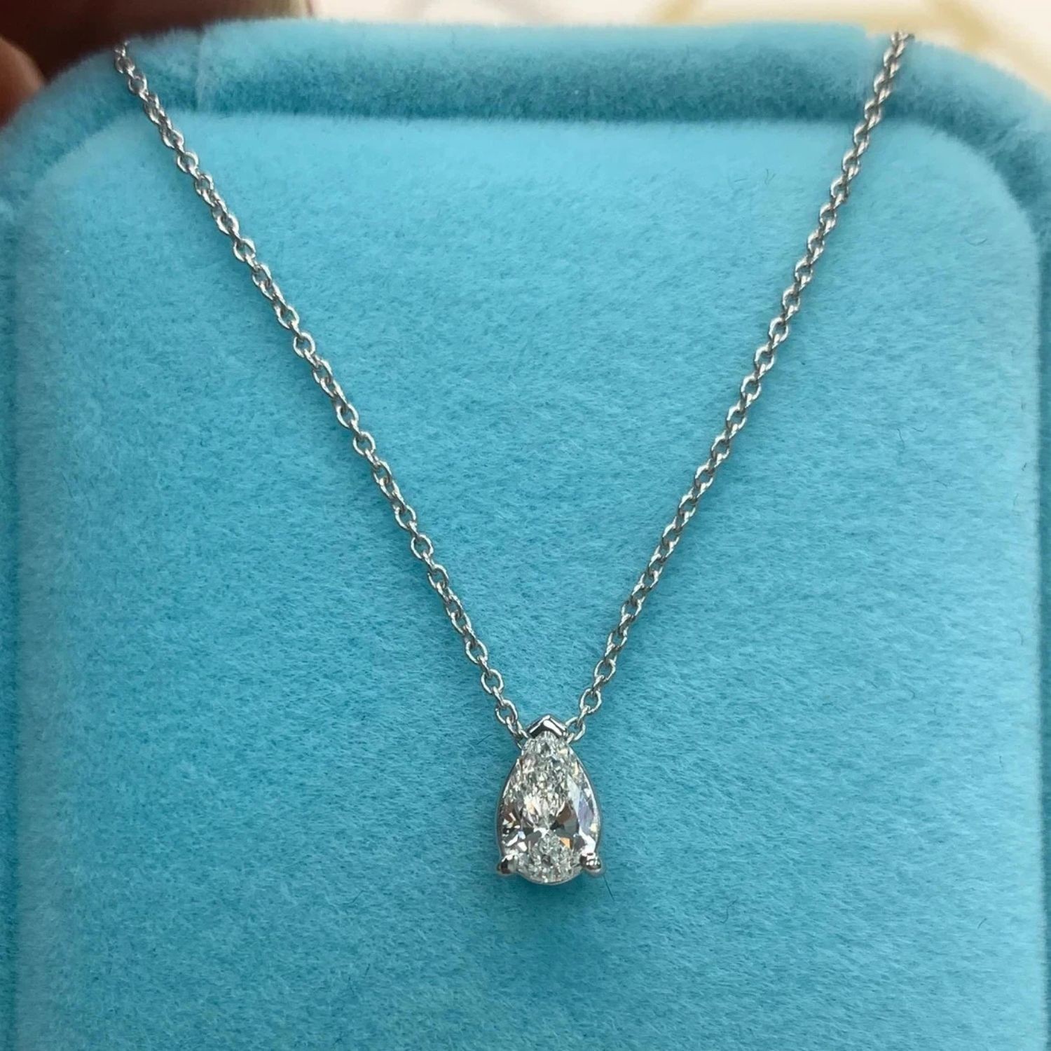 1.00 Ct Cut Pear Lab Grown Diamond Solitaire Pendant Chain For Women 925 Silver