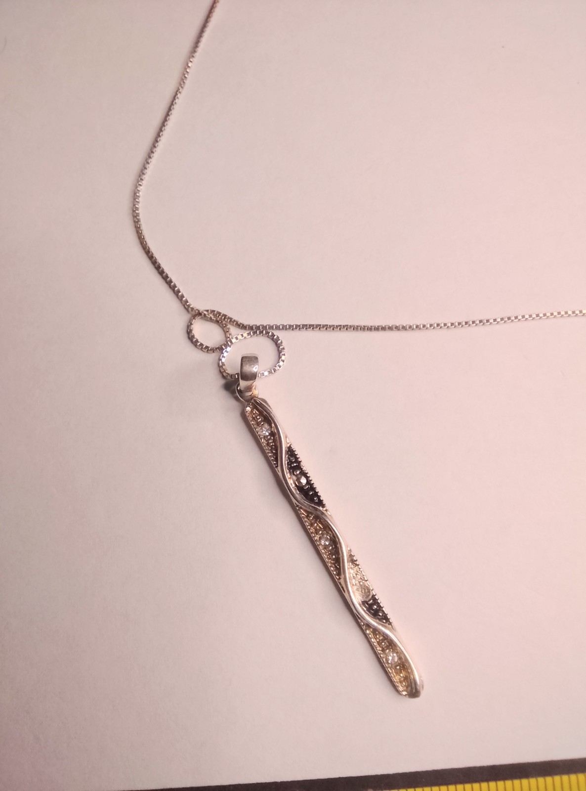 925 Sterling Silver Ribbon Twist Vertical Bar Pendant Necklace 18″ Dainty 4.82g