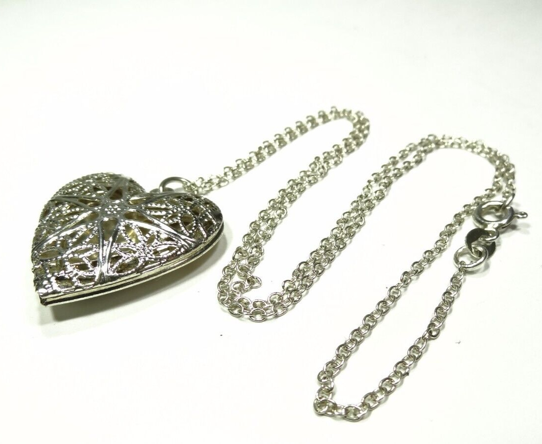 17.5″ INCH CHAIN & HEART LOVE LOCKET 2 PHOTO STERLING SILVER 925 CHARM PENDANT .