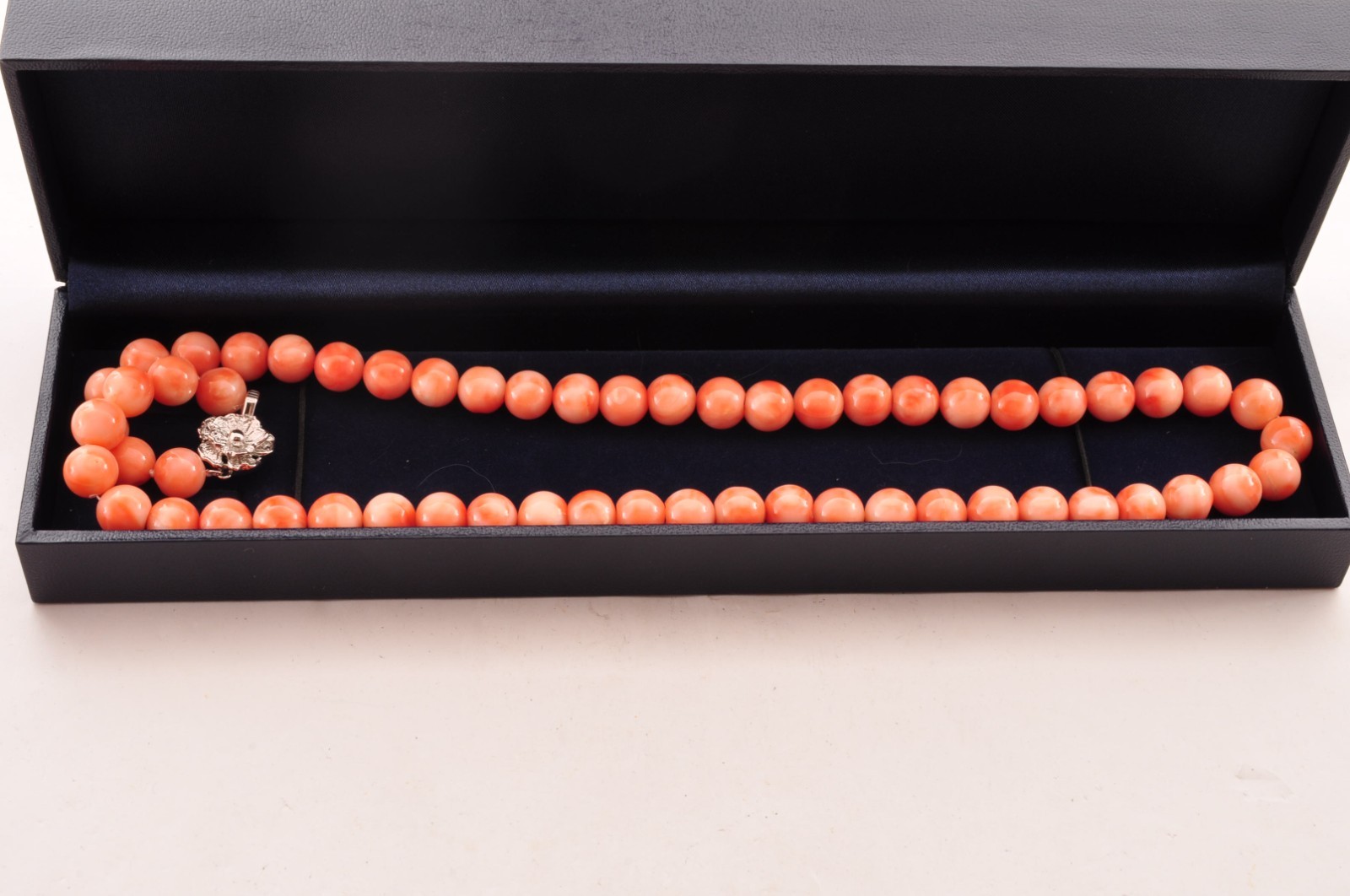 925 silver craps Pink coral necklace (17.3in, 370ct) 925 silver with Certificate