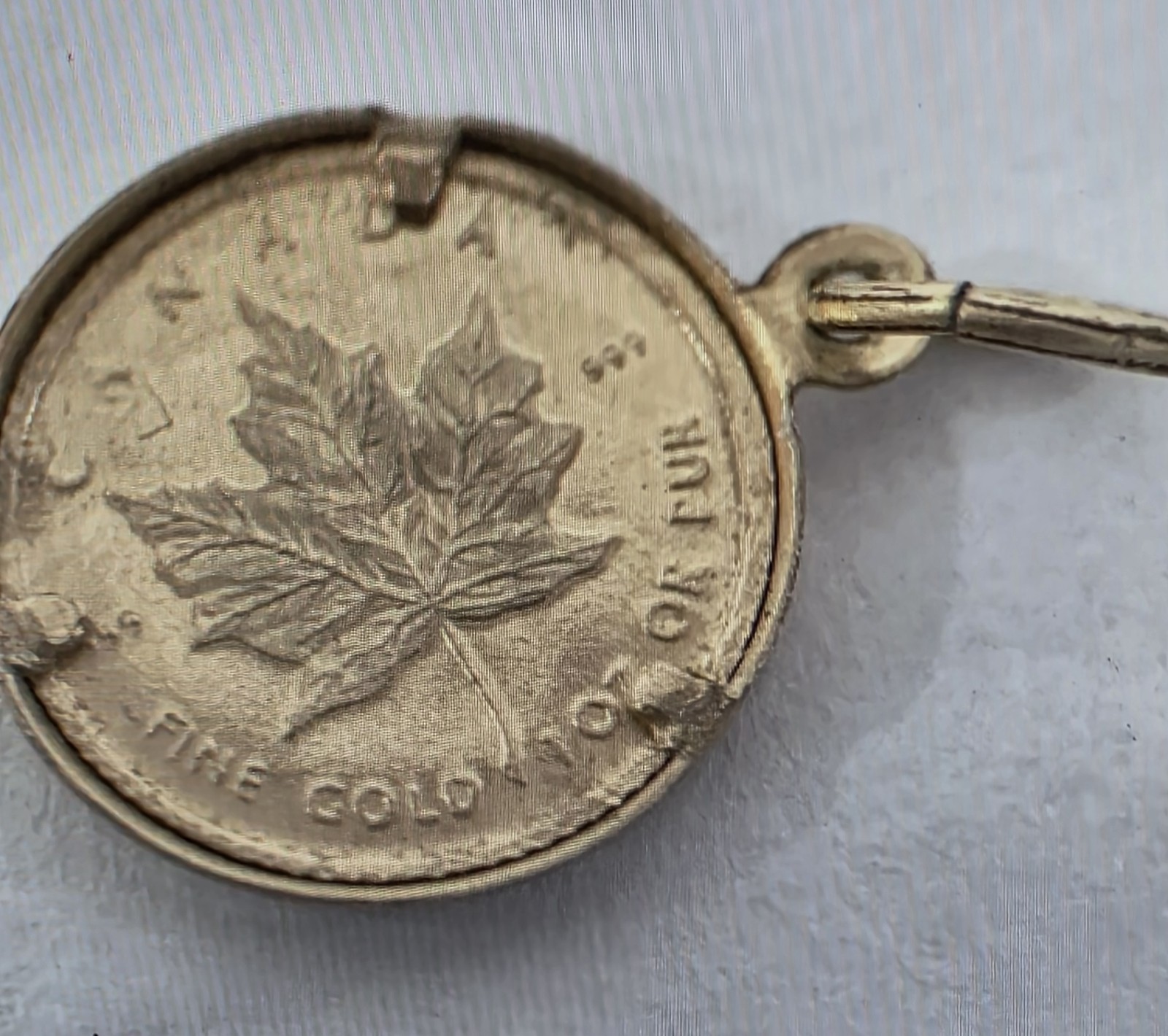 14k 1979 Canada 50 Dollar .29 Gram Coin Pendant