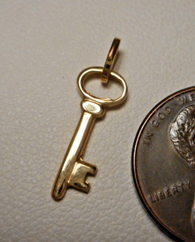 Tiny Vintage 14K Yellow Gold Key Charm or Pendant 0.5g