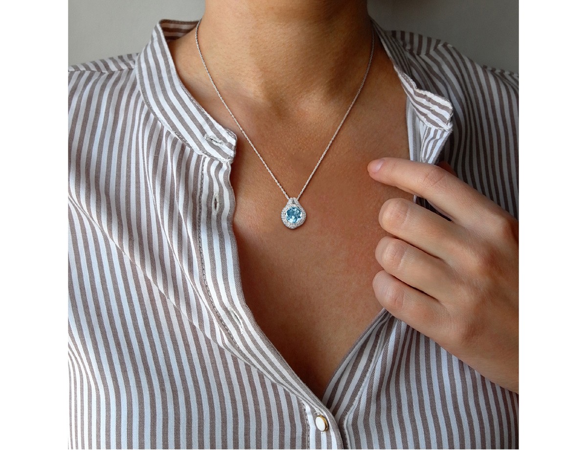 5.17 Carat (ctw) Blue Topaz and White Topaz Necklace Sterling Silver