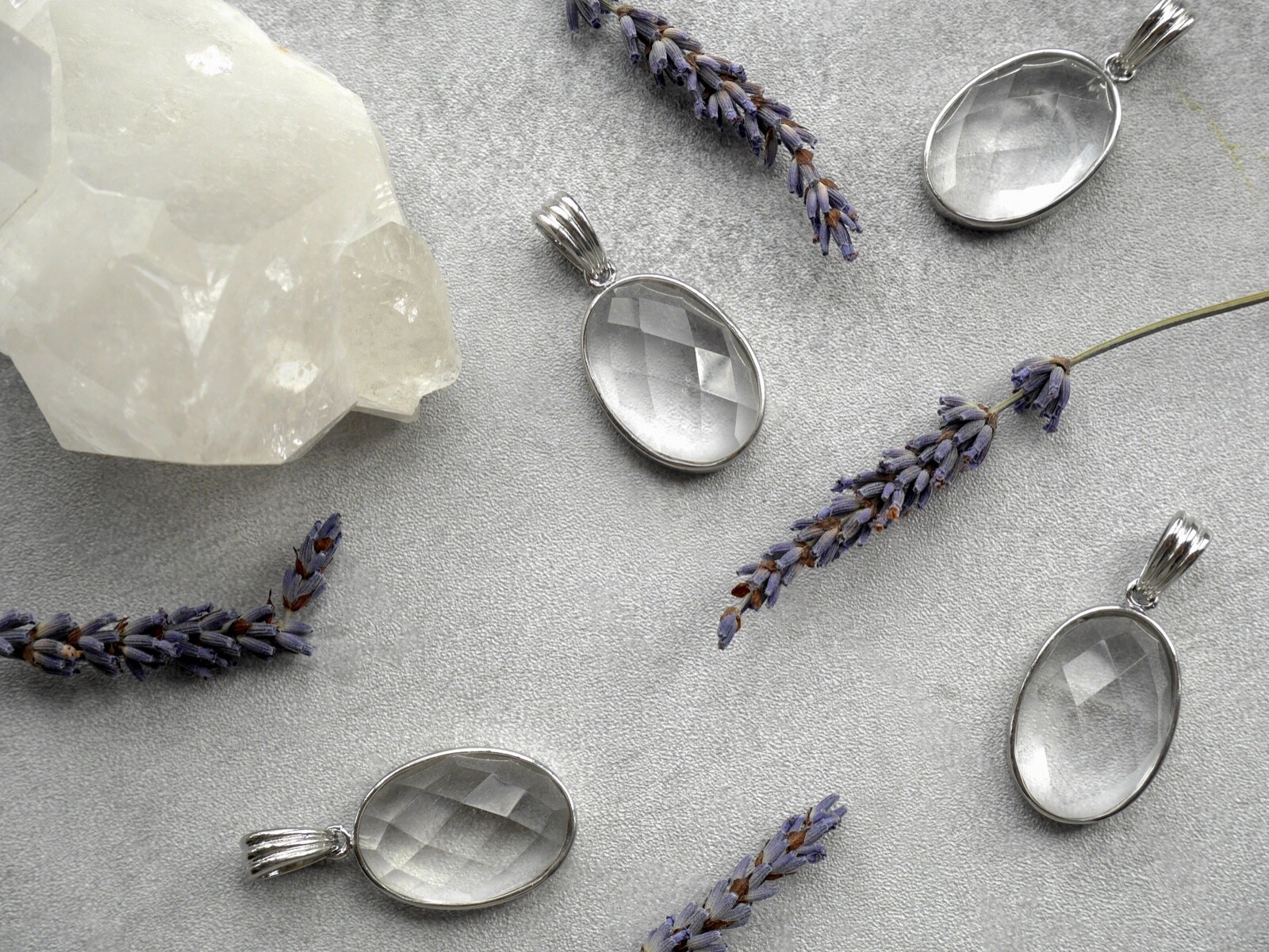 1 Faceted Clear Crystal Rock Quartz Silver Plated Oval Pendant Natural Jewellery