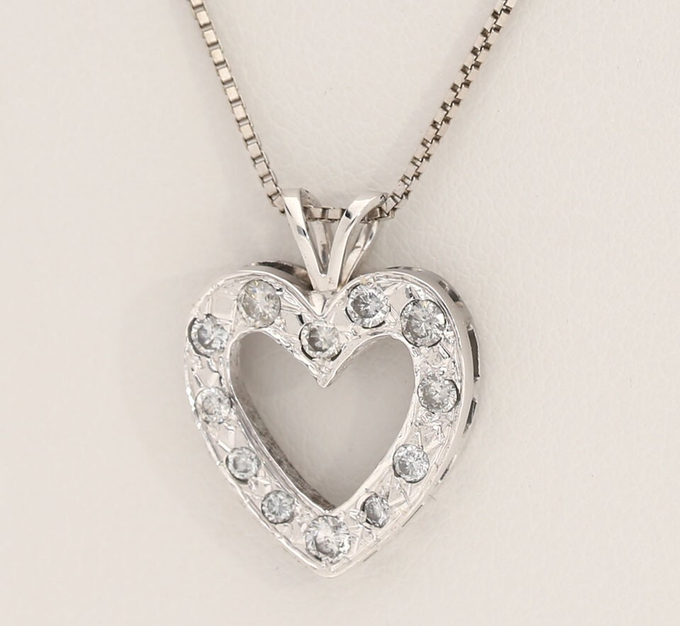 Diamond Heart Pendant Necklace 14K WG .40CT 18” Chain