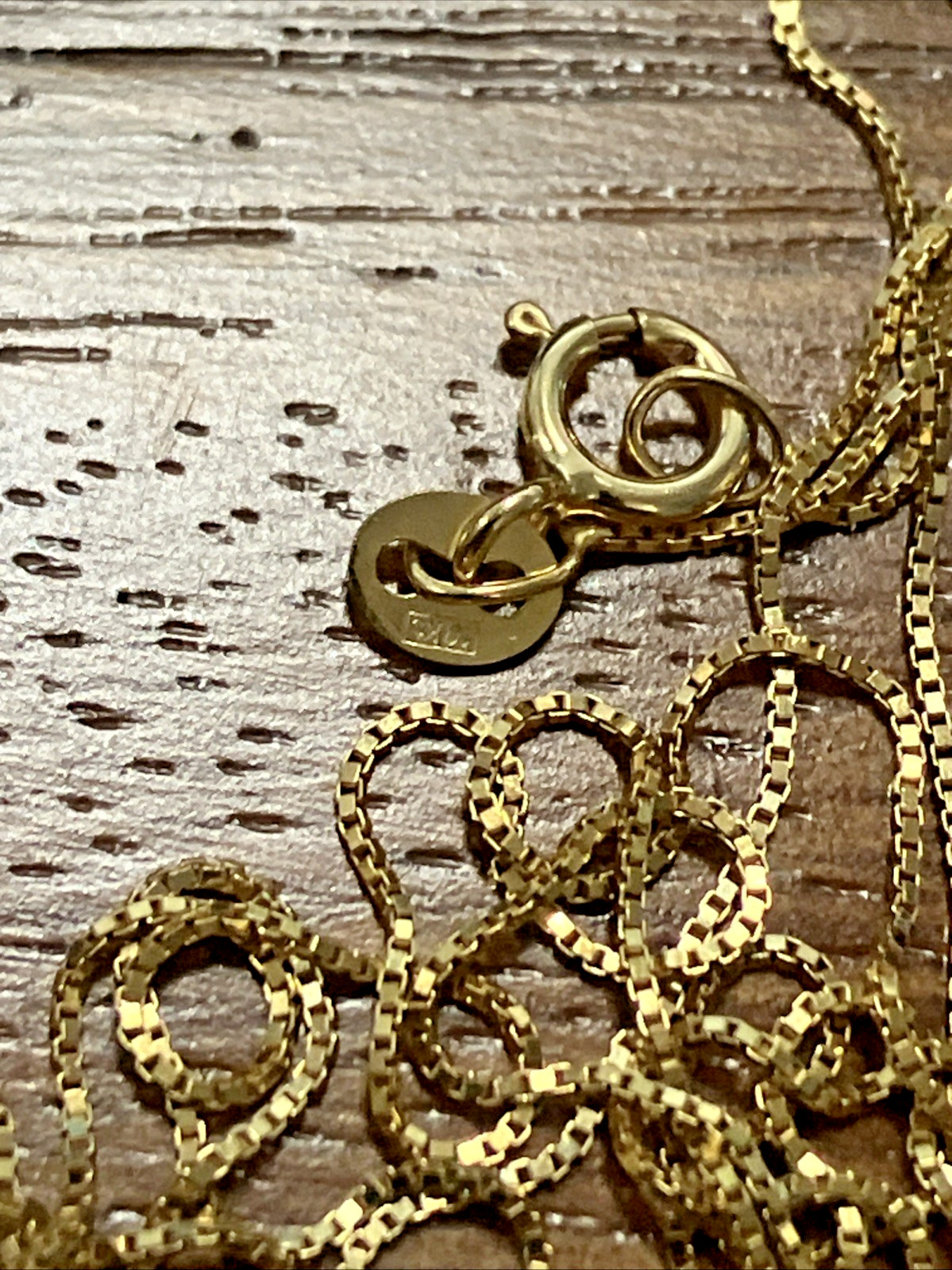 10kt Real Solid Gold Thin Box Chain Necklace 1gram 20” GND Brand New with Tag