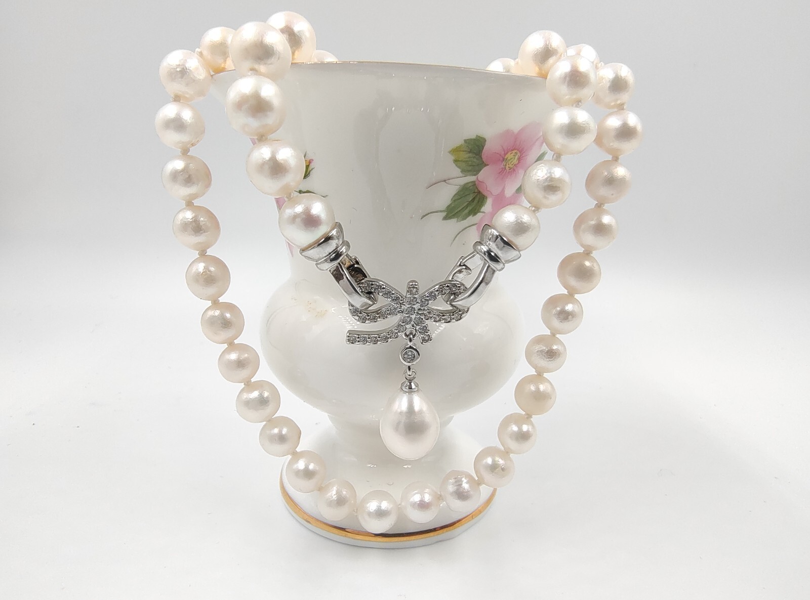 Genuine 30″ Super Luster White Natural Seawater 9mm Pearl Necklace 950 Platinum